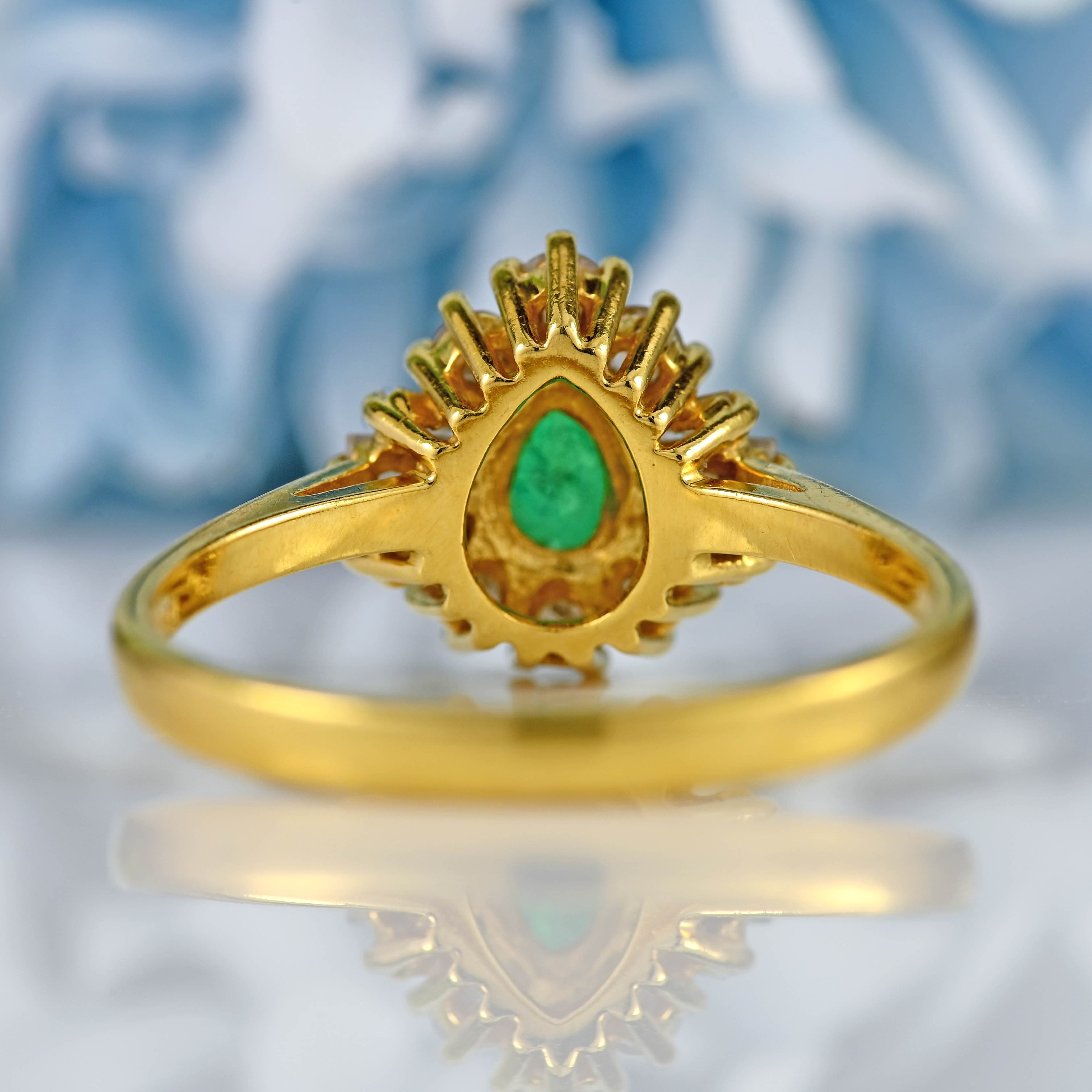 Ellibelle Jewellery Vintage 1988 Emerald & Vari-Cut Diamond 18ct Gold Pear Cluster Ring
