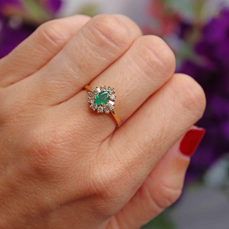 Ellibelle Jewellery Vintage 1988 Emerald & Vari-Cut Diamond 18ct Gold Pear Cluster Ring