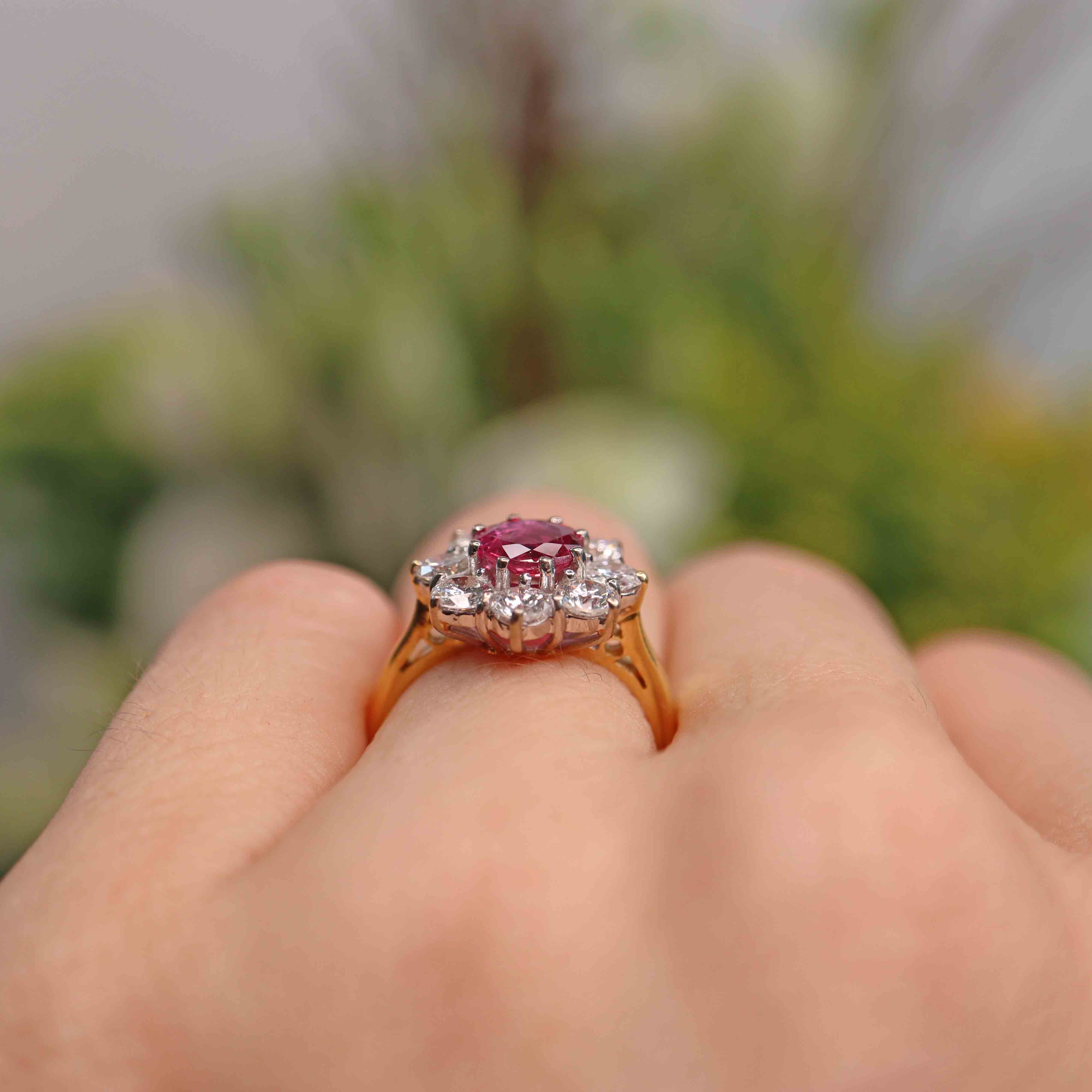 Ellibelle Jewellery Vintage 1988 Ruby & Diamond 18ct Gold Daisy Cluster Ring