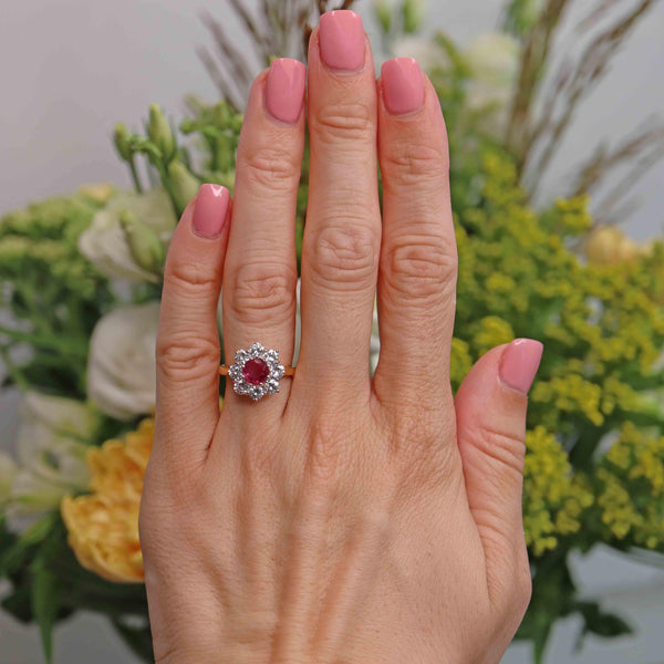 Ellibelle Jewellery Vintage 1988 Ruby & Diamond 18ct Gold Daisy Cluster Ring