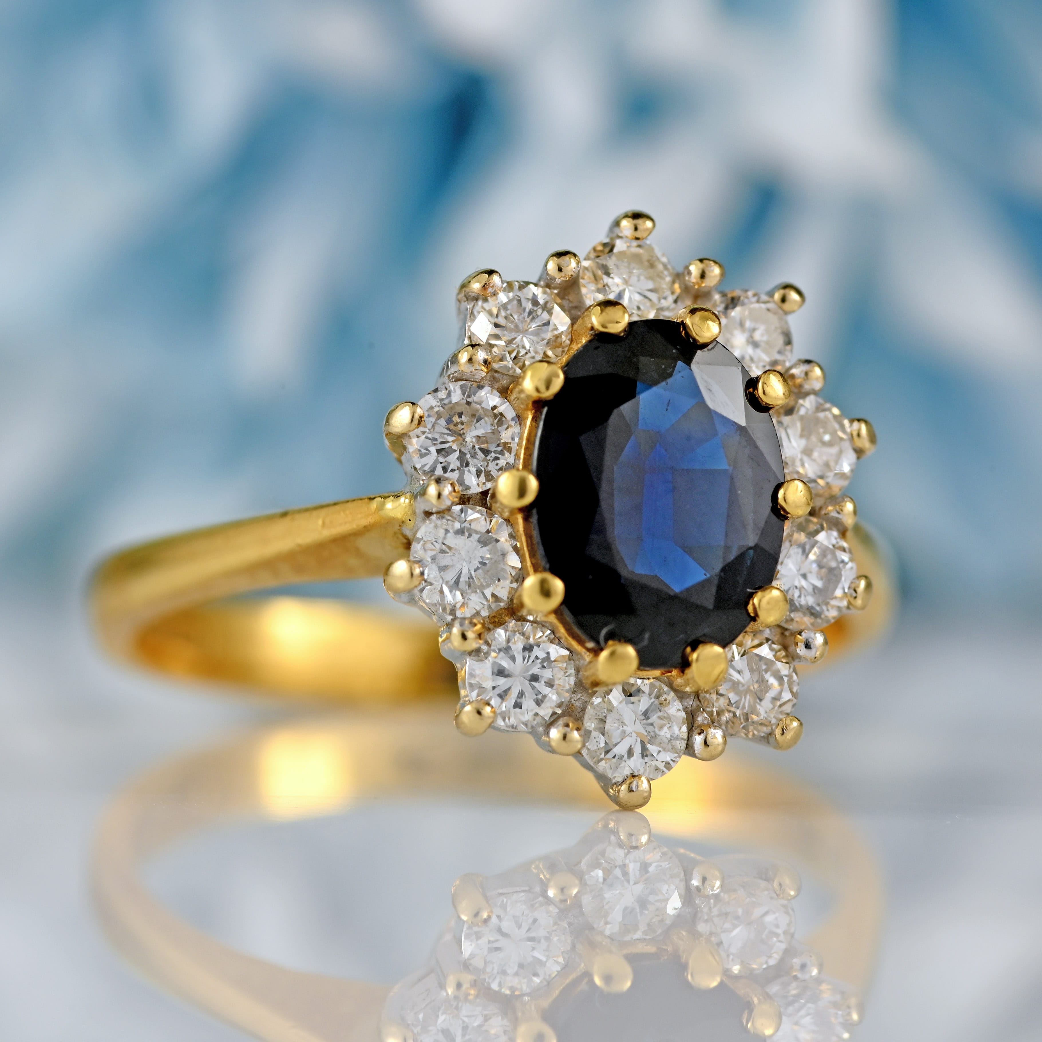 Ellibelle Jewellery Vintage 1988 Sapphire & Diamond 18ct Gold Cluster Ring (1.30cts)