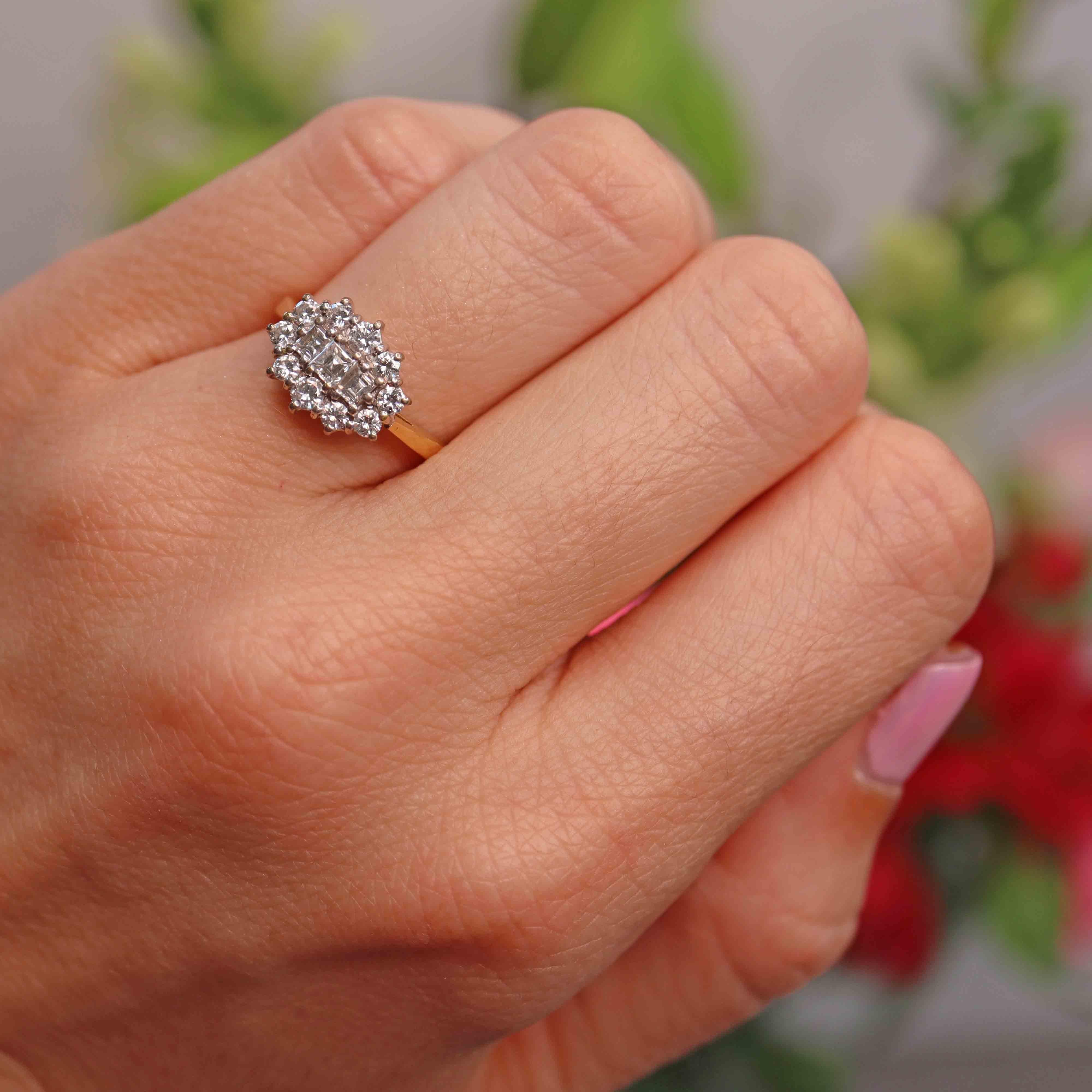 Ellibelle Jewellery Vintage 1988 Vari-Cut Diamond 18ct Gold Cluster Ring (0.58cts)