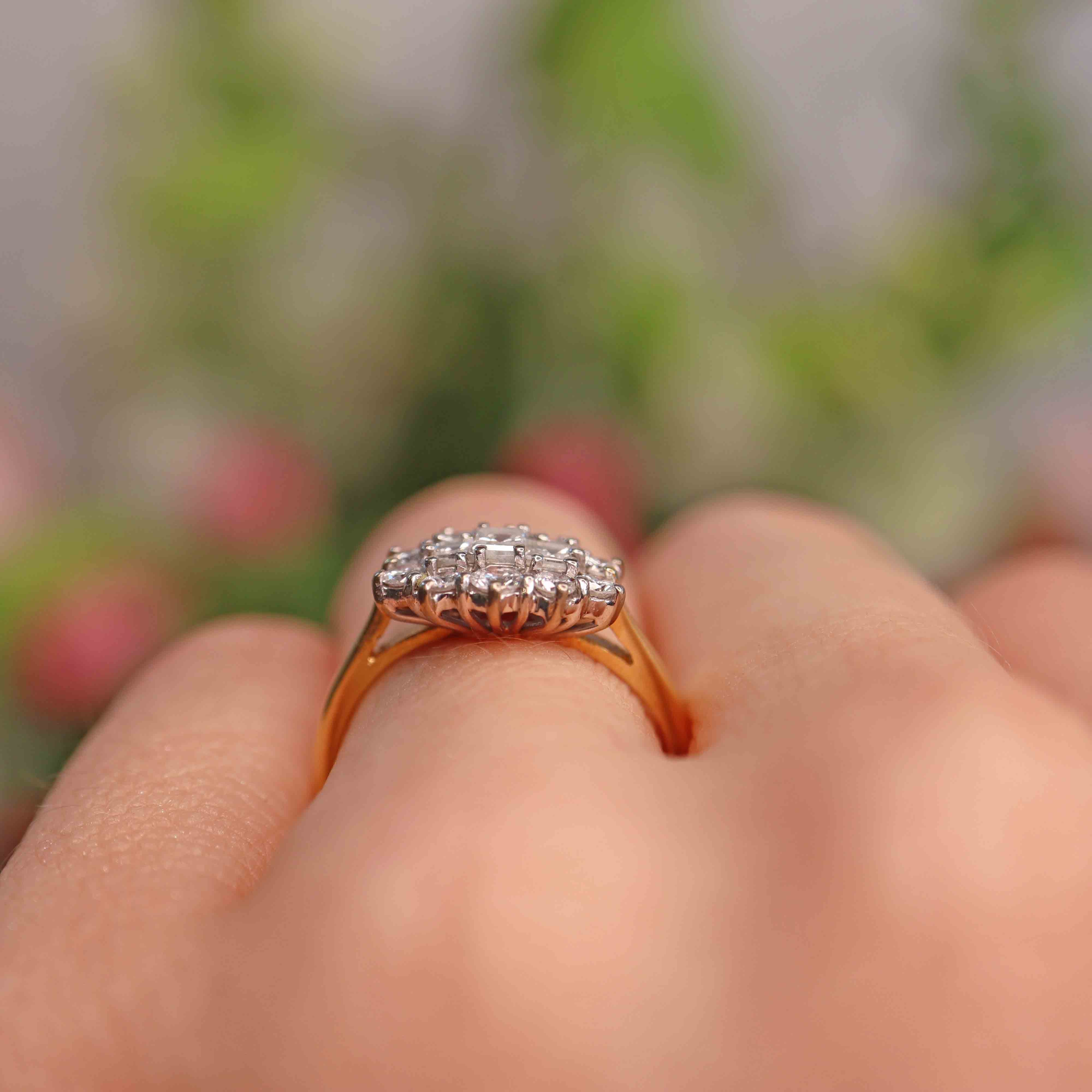 Ellibelle Jewellery Vintage 1988 Vari-Cut Diamond 18ct Gold Cluster Ring (0.58cts)