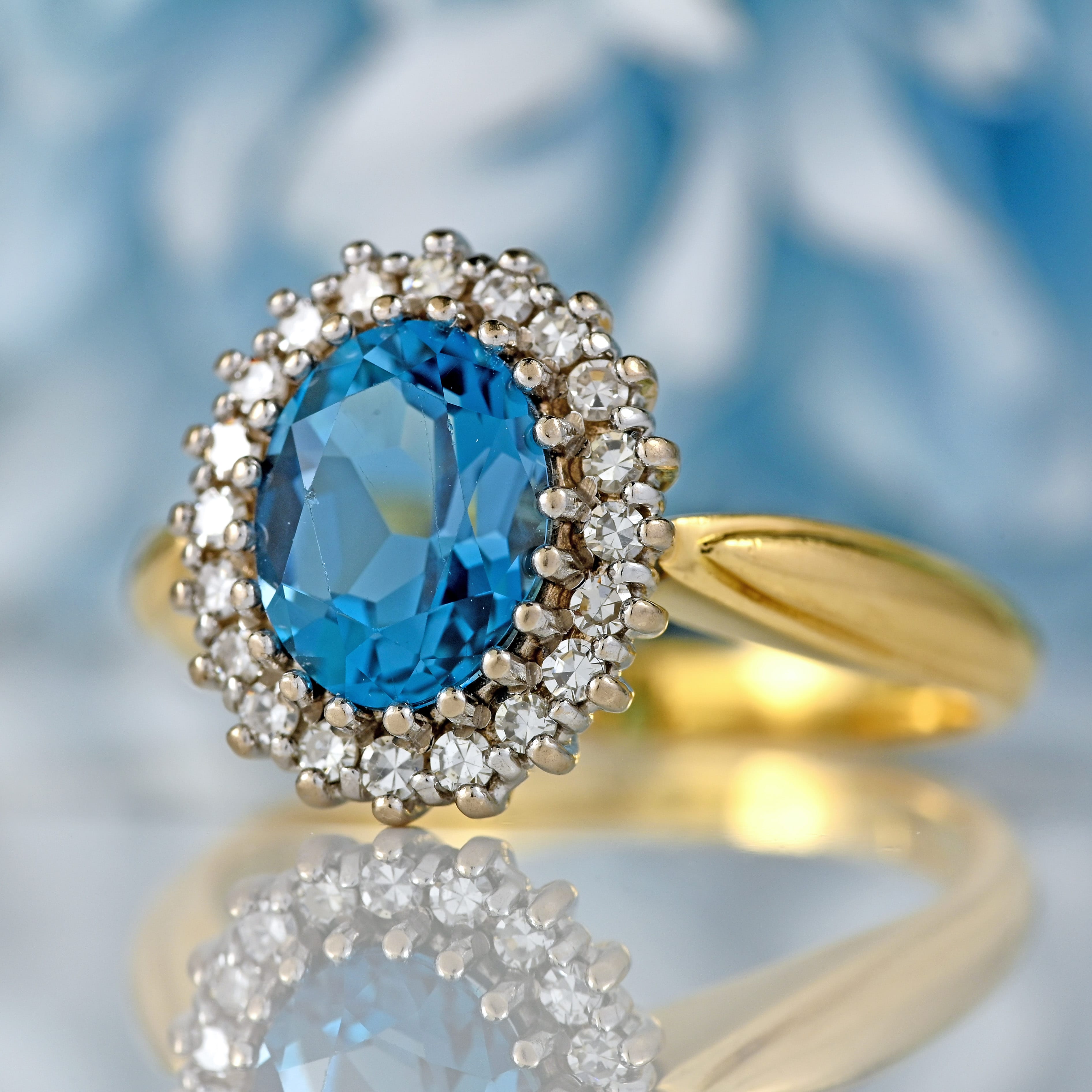 Ellibelle Jewellery Vintage 1989 Blue Topaz & Diamond 18ct Gold Cluster Ring (2.35cts)