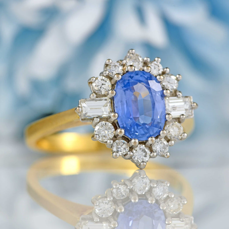Ellibelle Jewellery Vintage 1989 Ceylon Sapphire & Diamond 18ct Gold Cluster Ring (1.37cts)