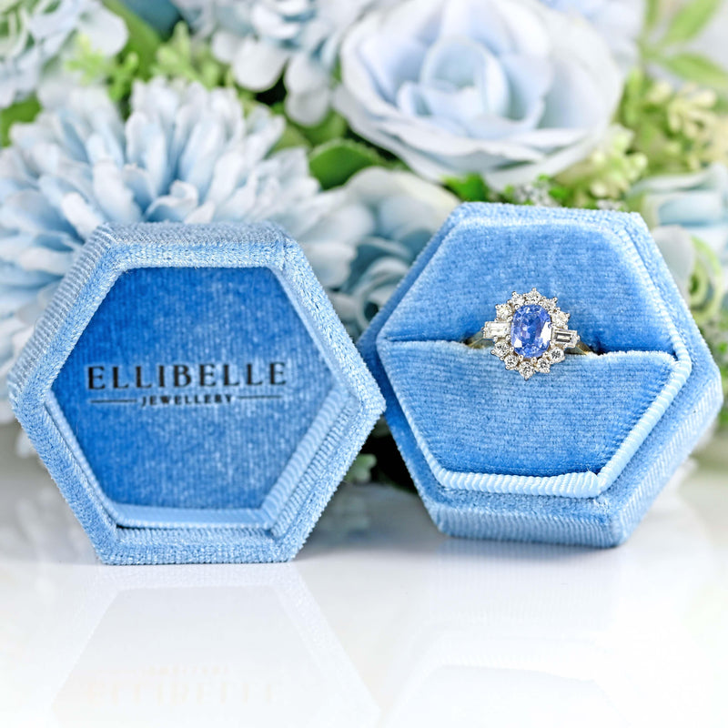 Ellibelle Jewellery Vintage 1989 Ceylon Sapphire & Diamond 18ct Gold Cluster Ring (1.37cts)