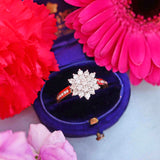 Ellibelle Jewellery Vintage 1989 Diamond 18ct Gold Star-Cluster Ring (0.60cts)