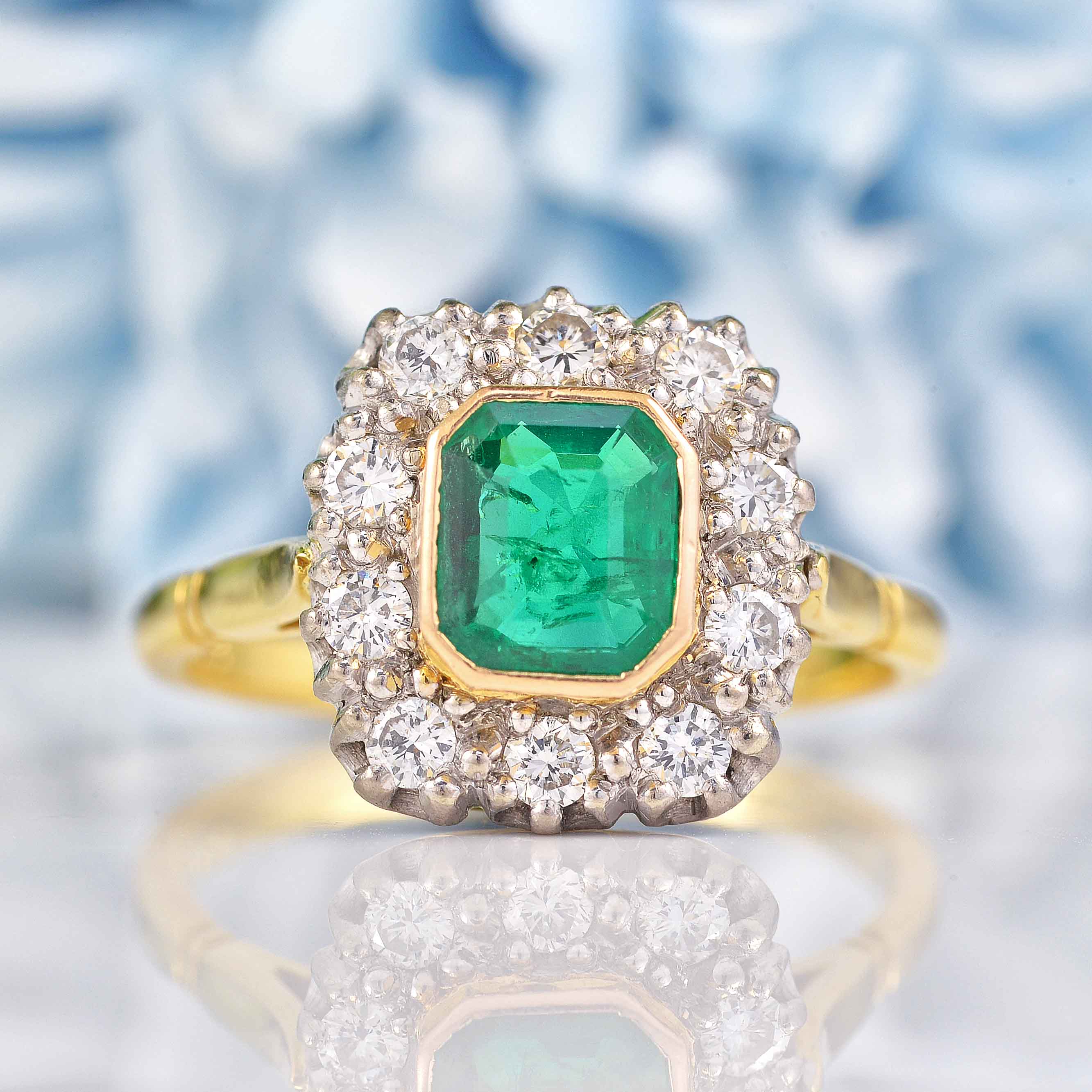 Ellibelle Jewellery Vintage 1989 Emerald & Diamond 18ct Gold Cluster Ring