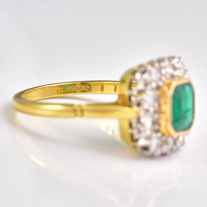 Ellibelle Jewellery Vintage 1989 Emerald & Diamond 18ct Gold Cluster Ring