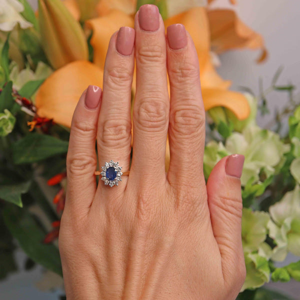 Ellibelle Jewellery Vintage 1989 Sapphire & Diamond 18ct Gold Cluster Ring
