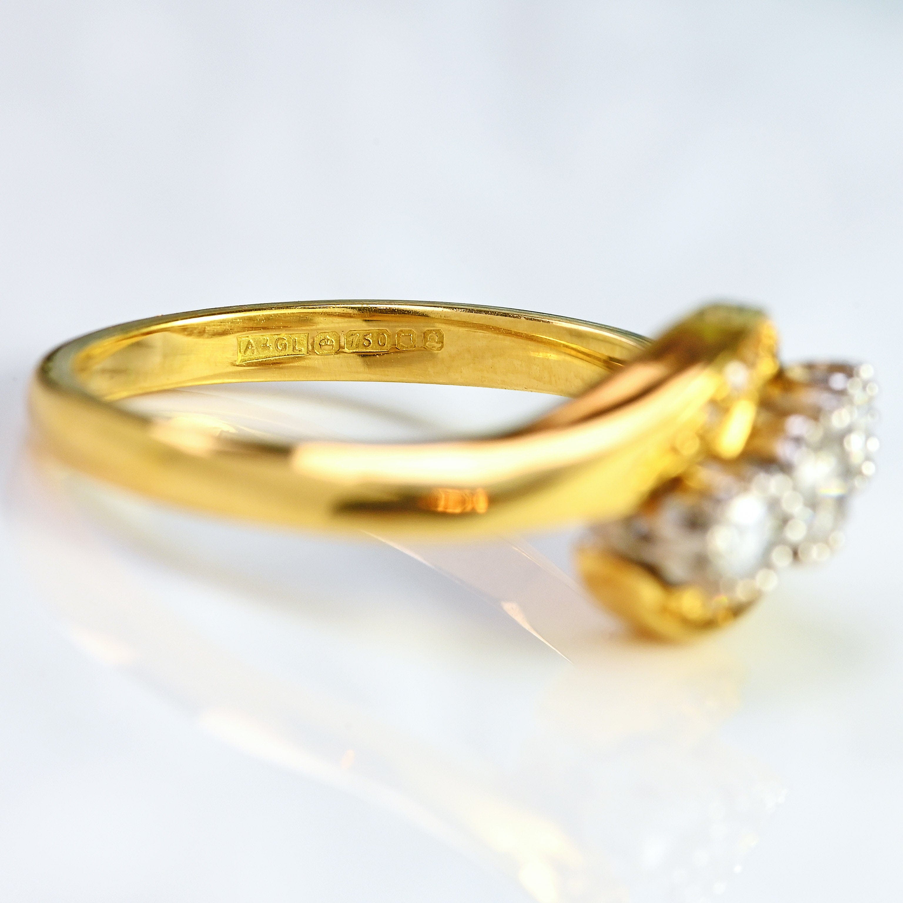 Ellibelle Jewellery Vintage 1990 Diamond 18ct Gold Three-Stone Crossover Engagement Ring