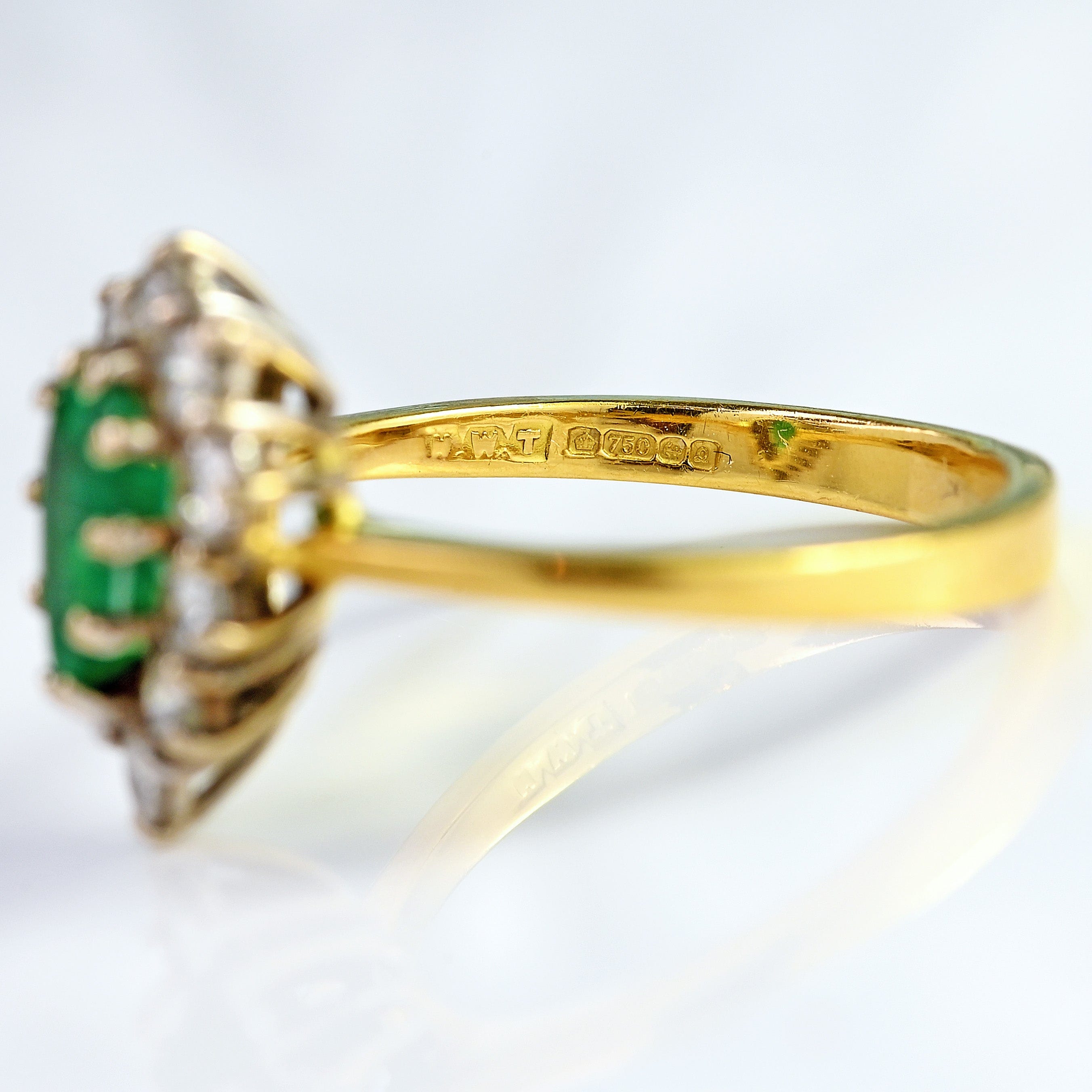 Ellibelle Jewellery Vintage 1990 Emerald & Diamond 18ct Gold Pear Cluster Ring (0.75cts)