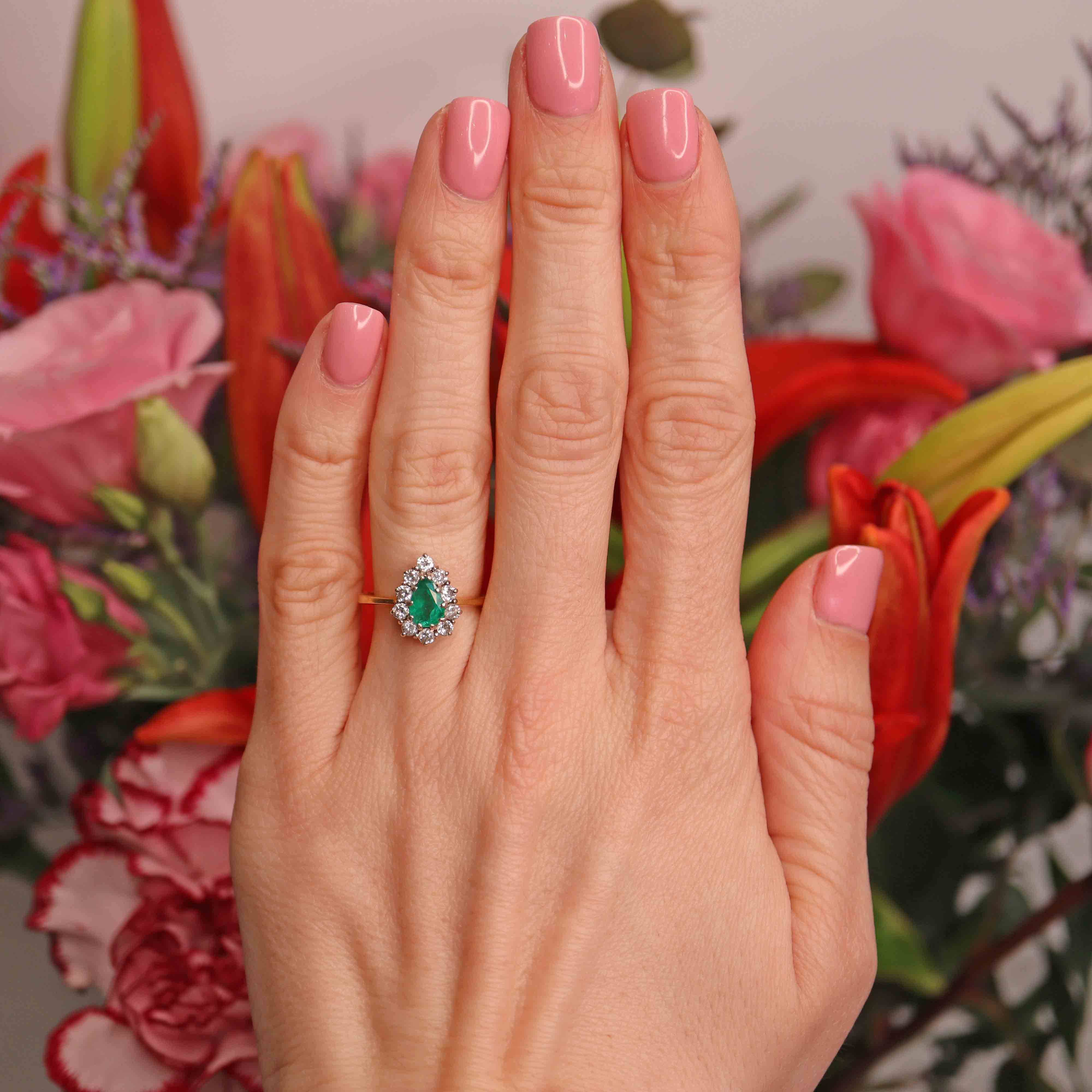 Ellibelle Jewellery Vintage 1990 Emerald & Diamond 18ct Gold Pear Cluster Ring (0.75cts)