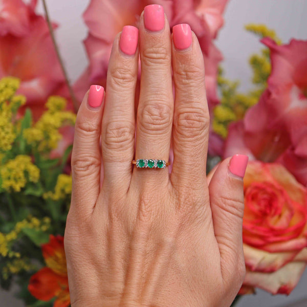 Ellibelle Jewellery Vintage 1990 Emerald & Diamond 18ct Gold Ring