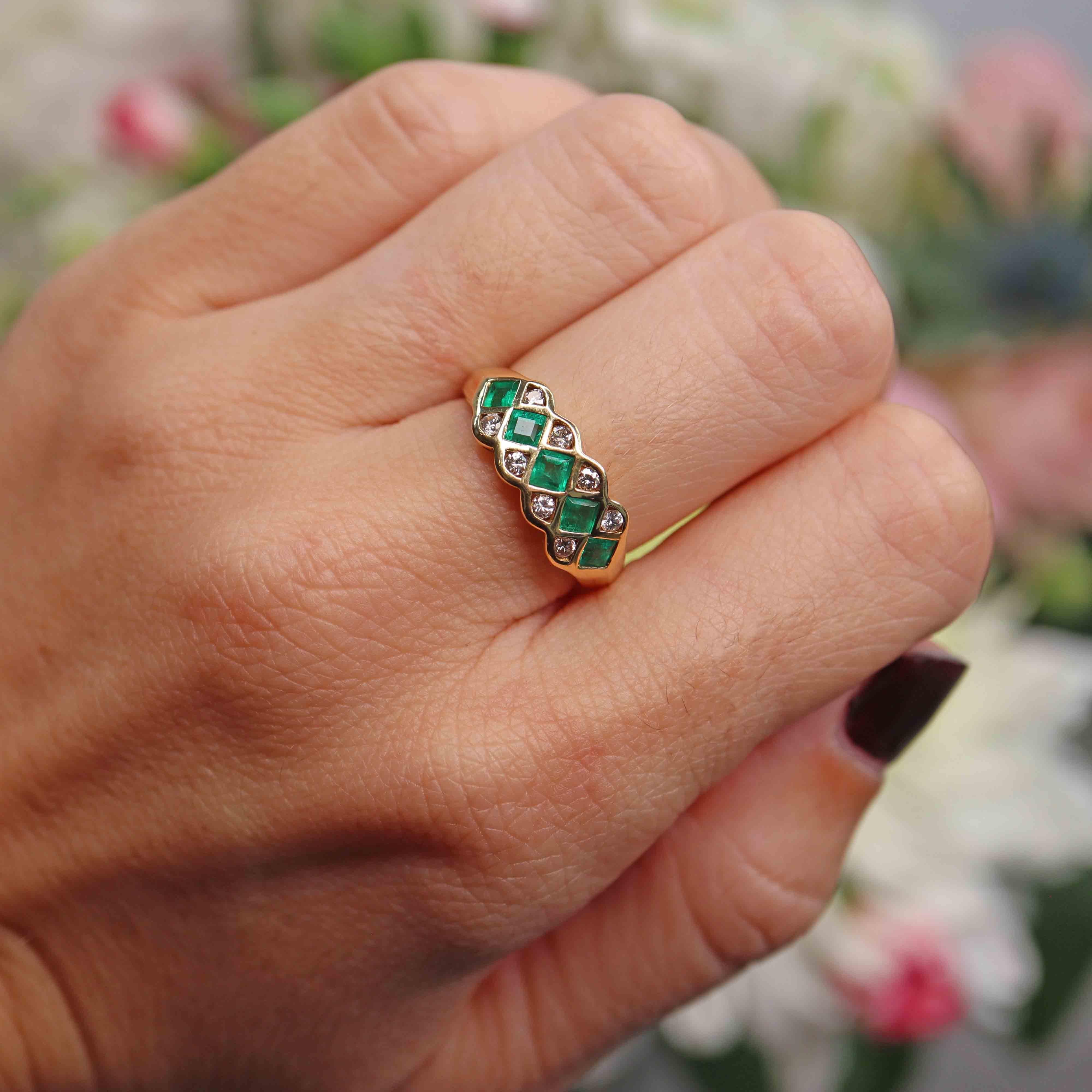 Ellibelle Jewellery Vintage 1990 Emerald & Diamond 18ct Gold Ring