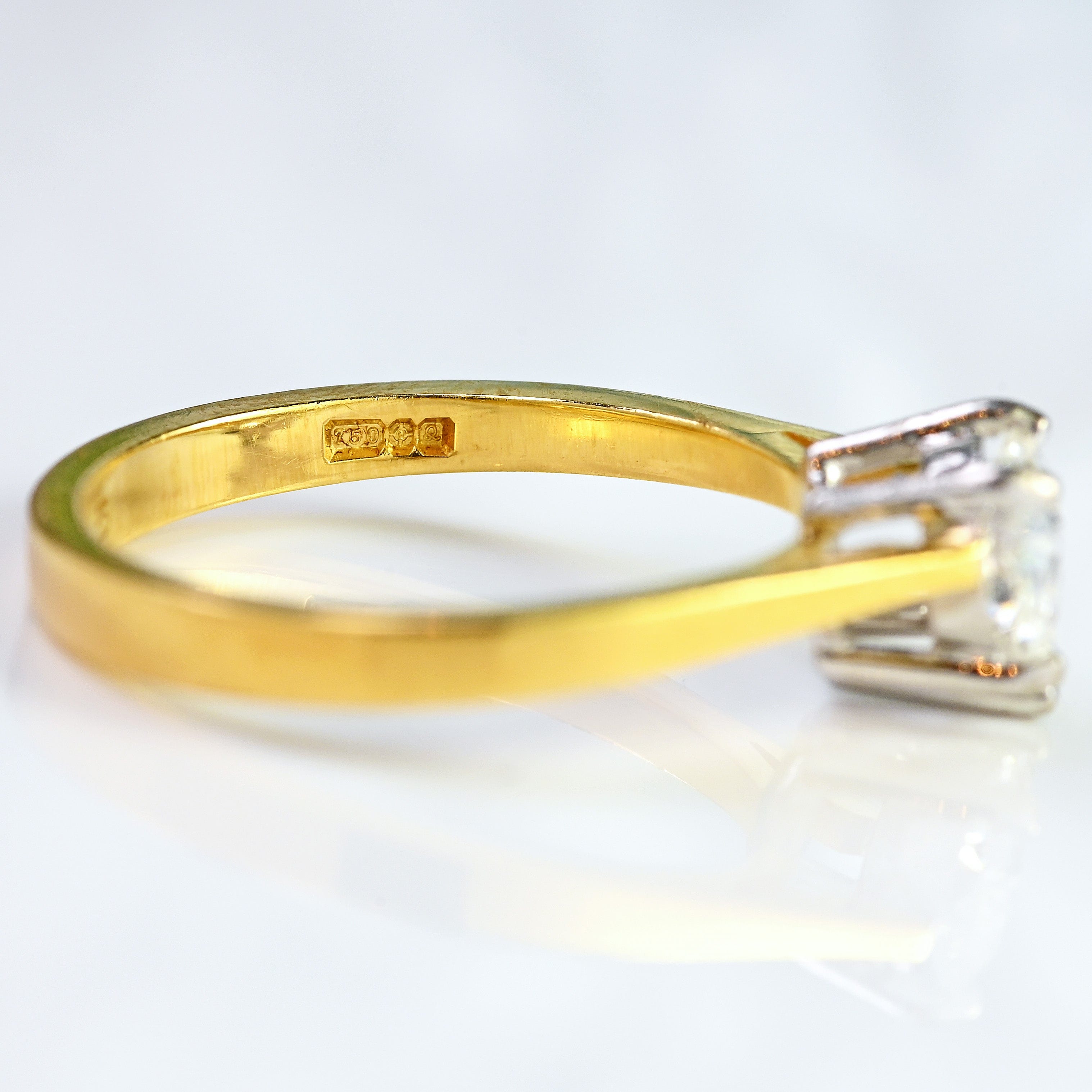 Ellibelle Jewellery Vintage 1990 Heart-Shaped-Cut Diamond 18ct Gold Solitaire Engagement Ring (0.70cts)