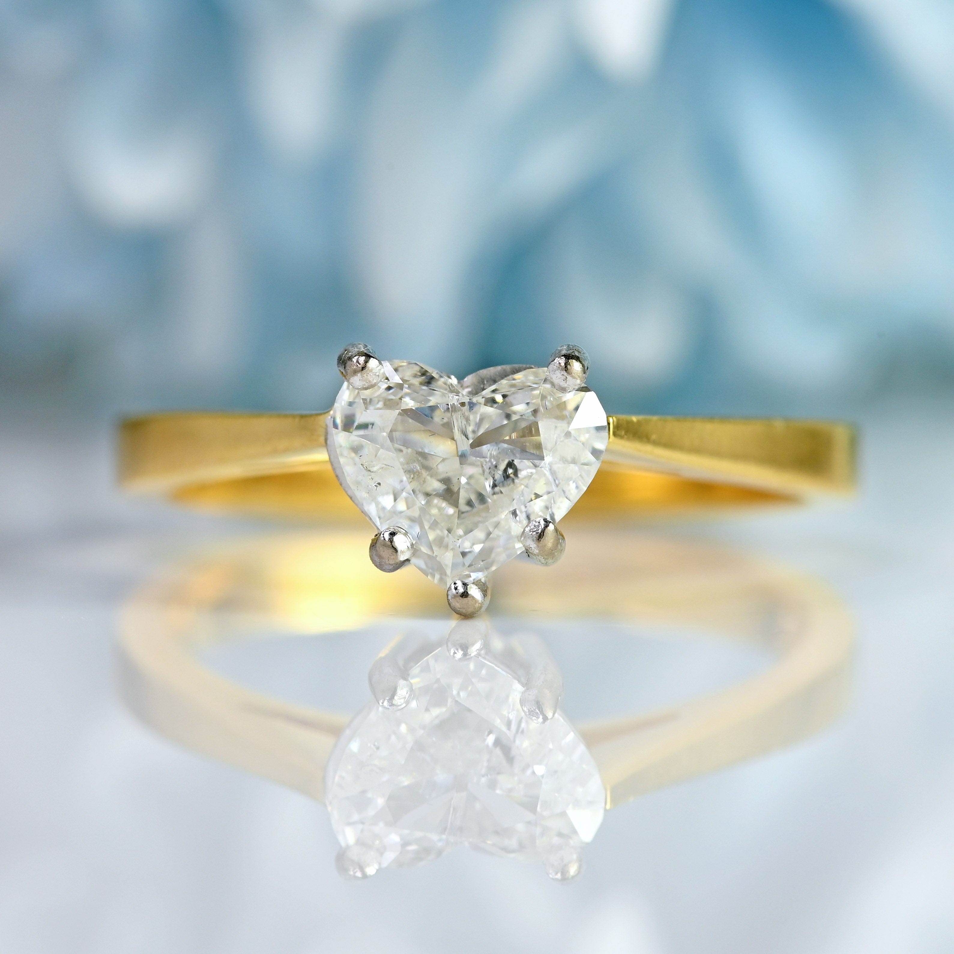 Ellibelle Jewellery Vintage 1990 Heart-Shaped-Cut Diamond 18ct Gold Solitaire Engagement Ring (0.70cts)
