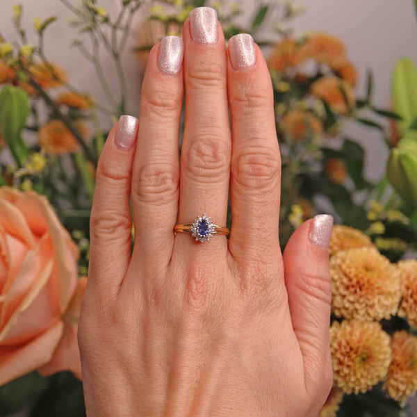 Ellibelle Jewellery Vintage 1990 Sapphire 18ct Gold Pear-Shaped Cluster Ring