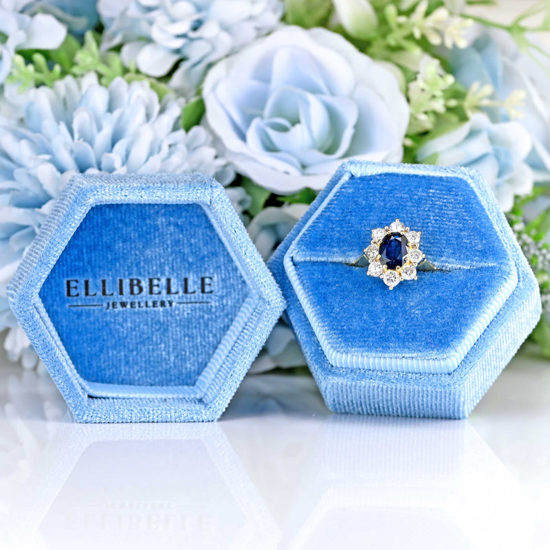Ellibelle Jewellery Vintage 1990 Sapphire & Diamond 18ct Gold Cluster Ring (1.40cts)