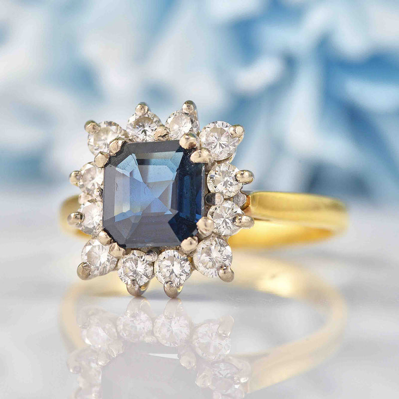 Ellibelle Jewellery Vintage 1990 Sapphire & Diamond Gold Square Cluster Ring