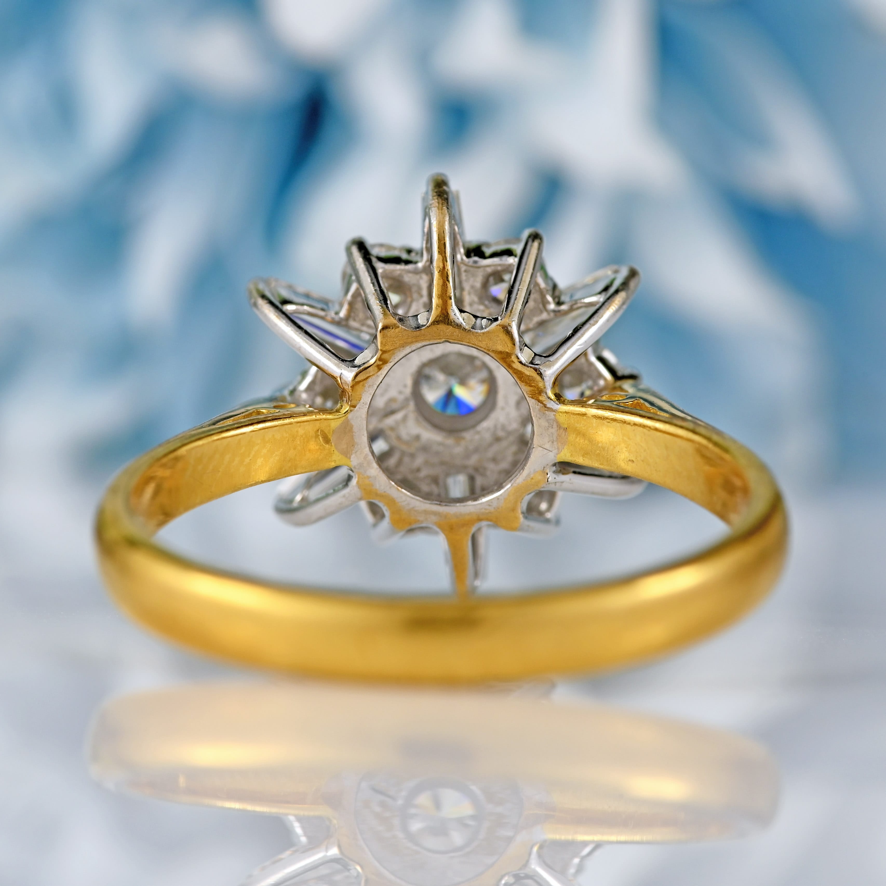 Ellibelle Jewellery Vintage 1990 Vari-Cut Diamond 18ct Gold Star-Cluster Ring (0.50cts)