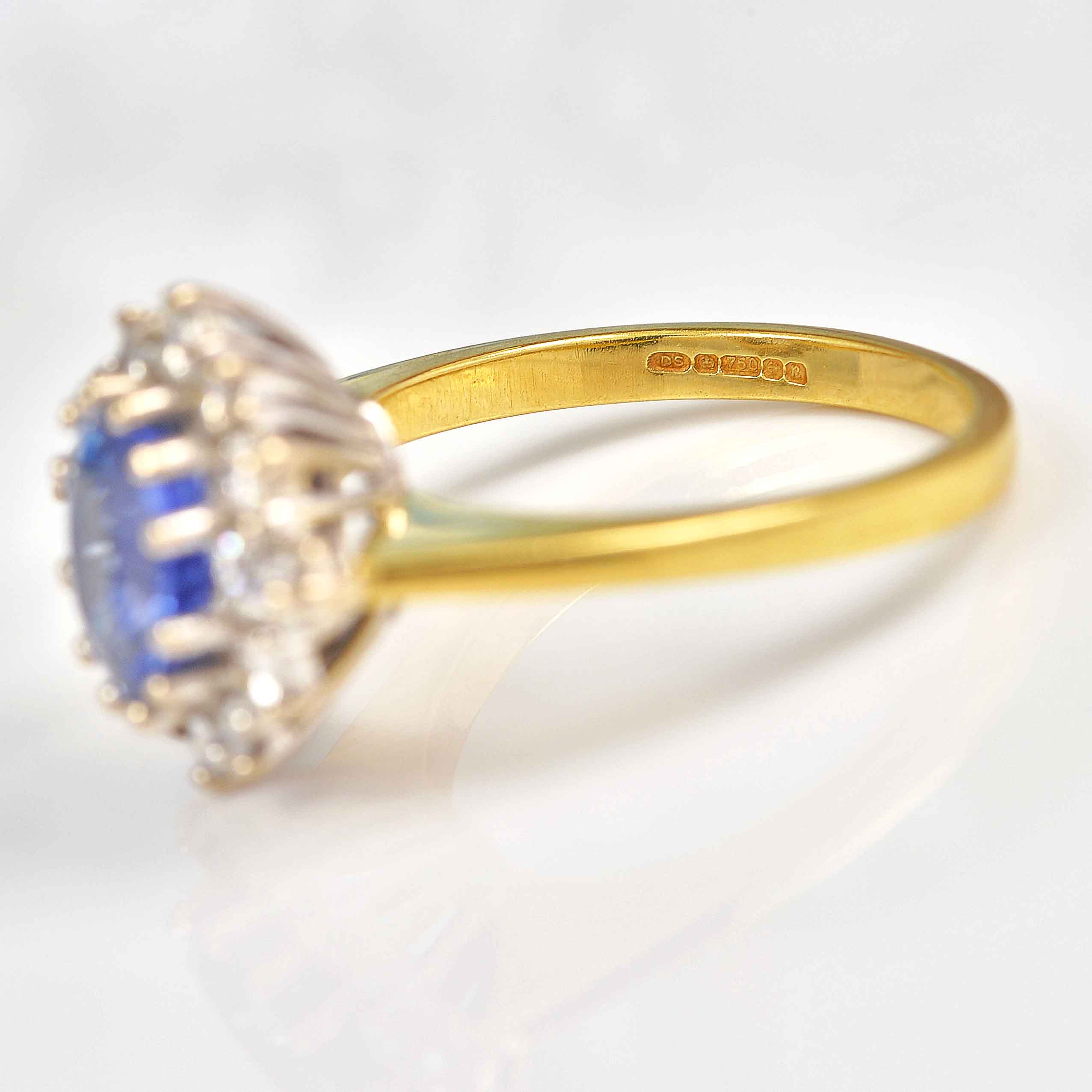 Ellibelle Jewellery Vintage 1991 Ceylon Sapphire & Diamond 18ct Gold Cluster Ring