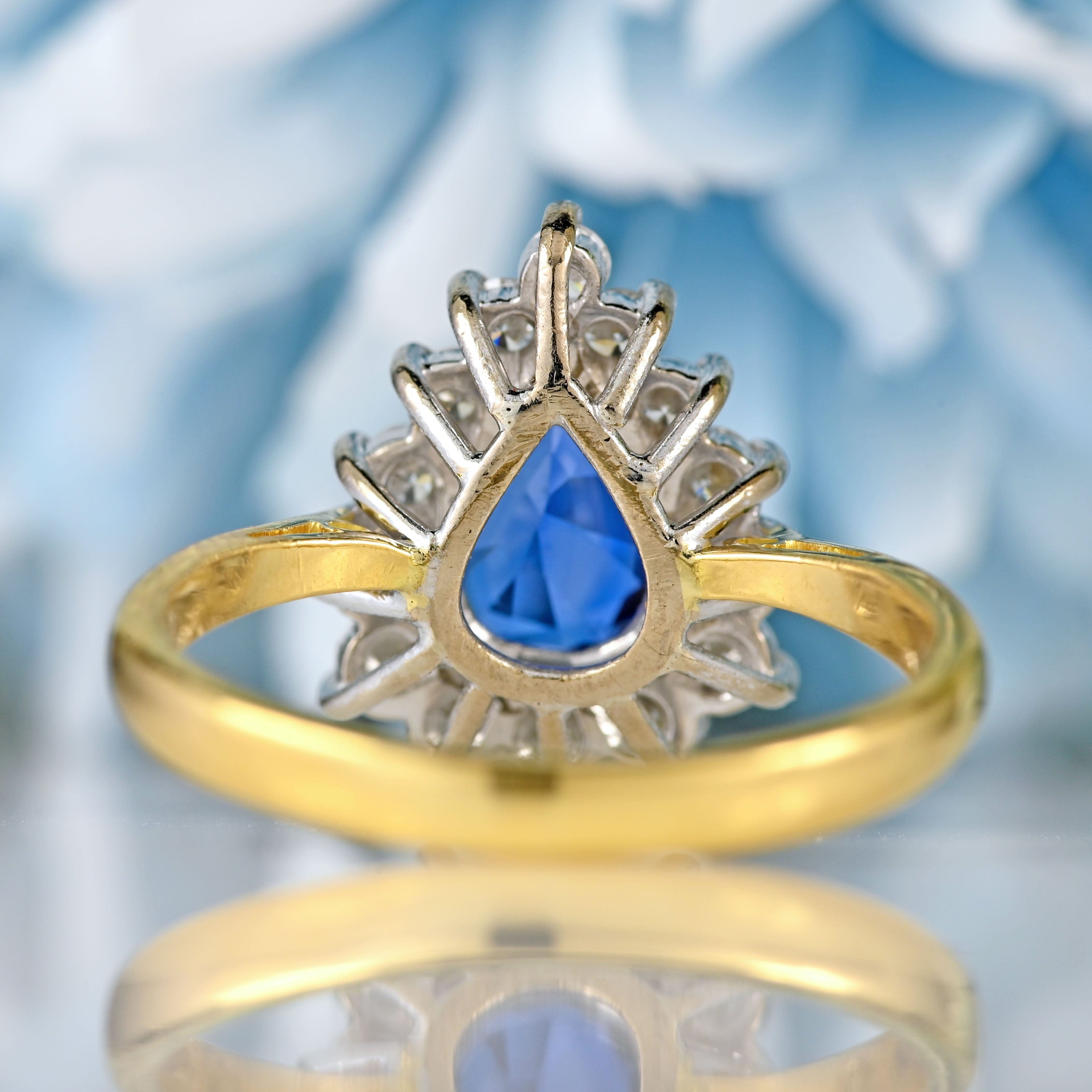 Ellibelle Jewellery Vintage 1991 Sapphire & Diamond 18ct Gold Pear Cluster Engagement Ring (1.30cts)