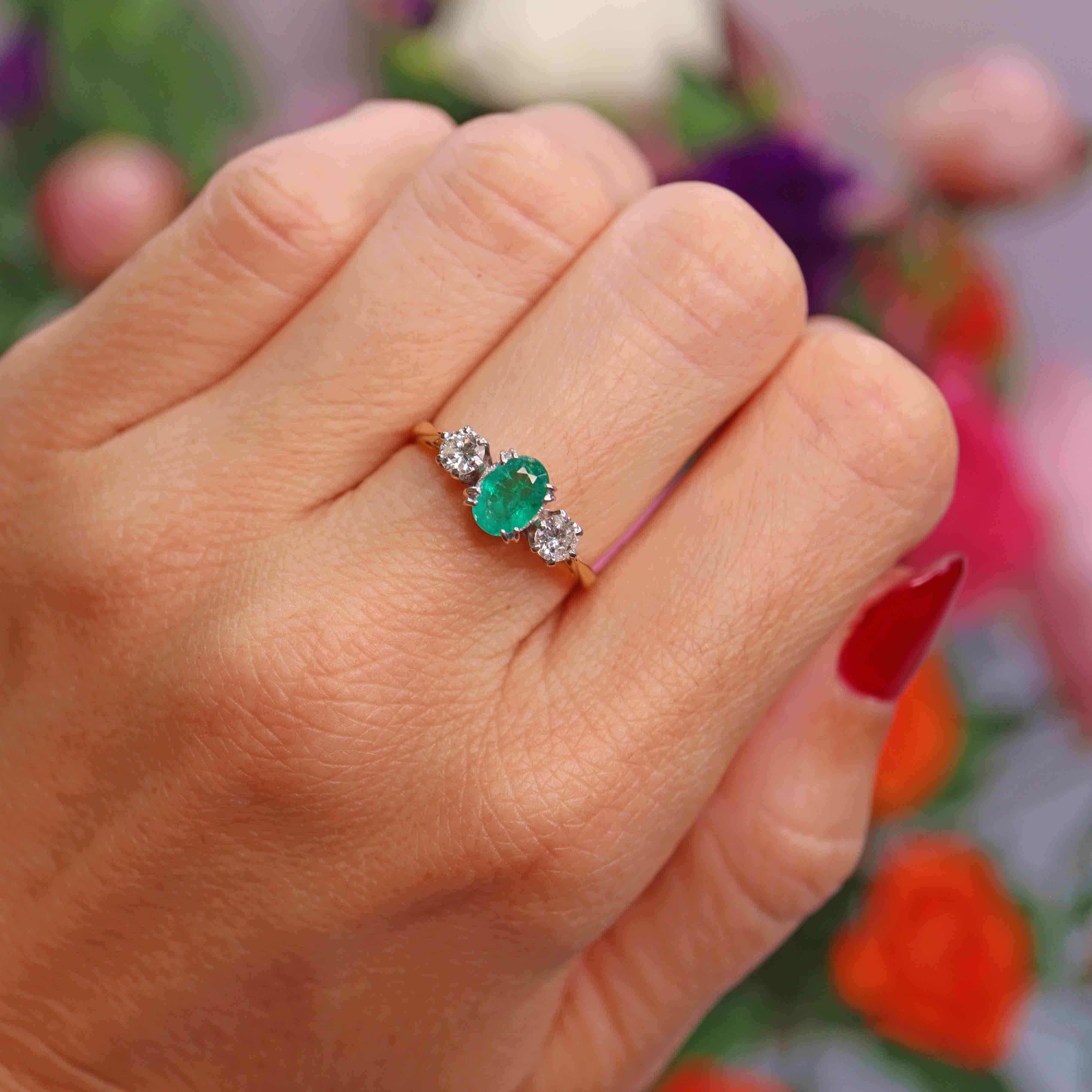 Ellibelle Jewellery Vintage 1992 Emerald & Diamond 18ct Gold Three-Stone Engagement Ring (0.65cts)