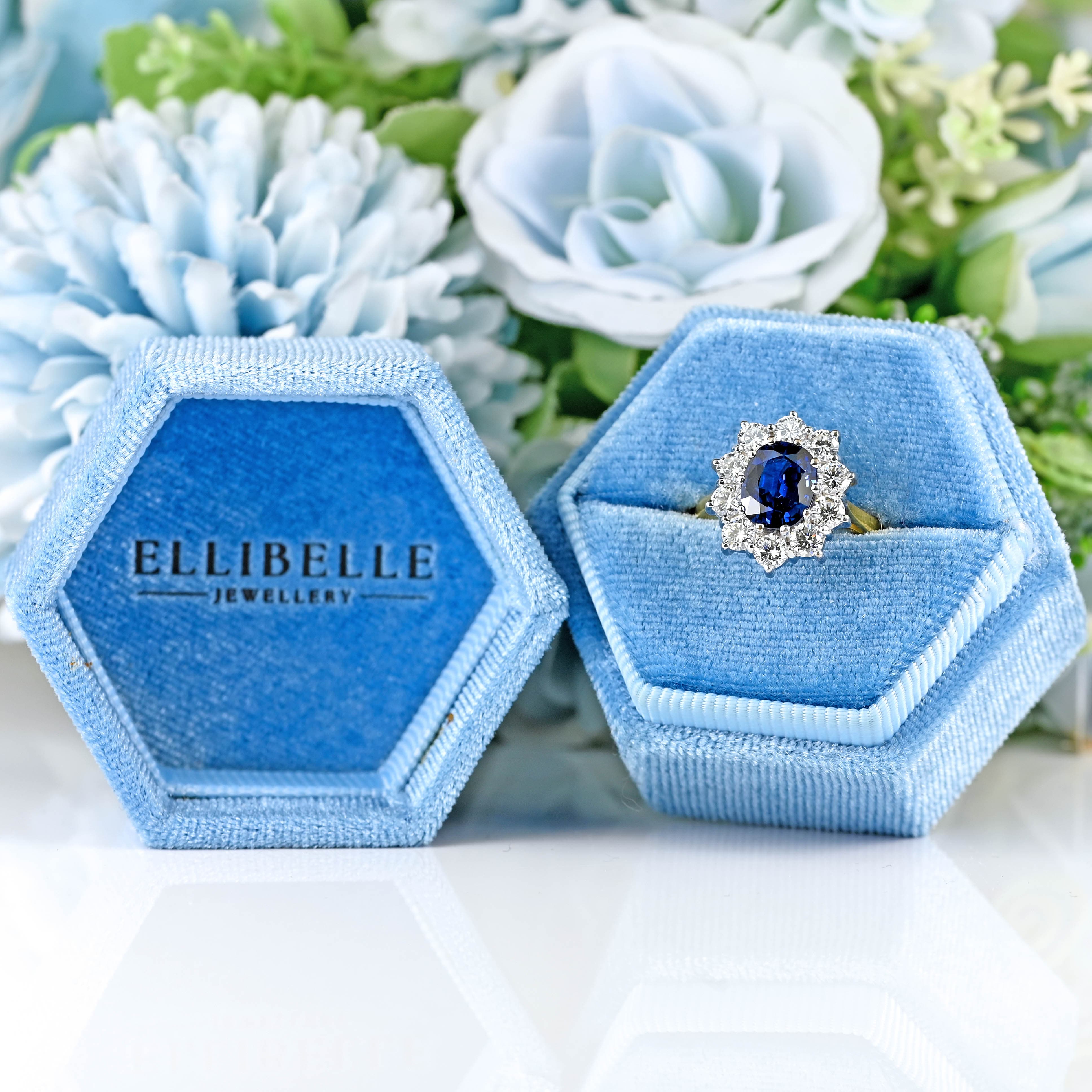Ellibelle Jewellery Vintage 1992 Sapphire & Diamond 18ct Gold Cluster Engagement Ring (2.13cts)