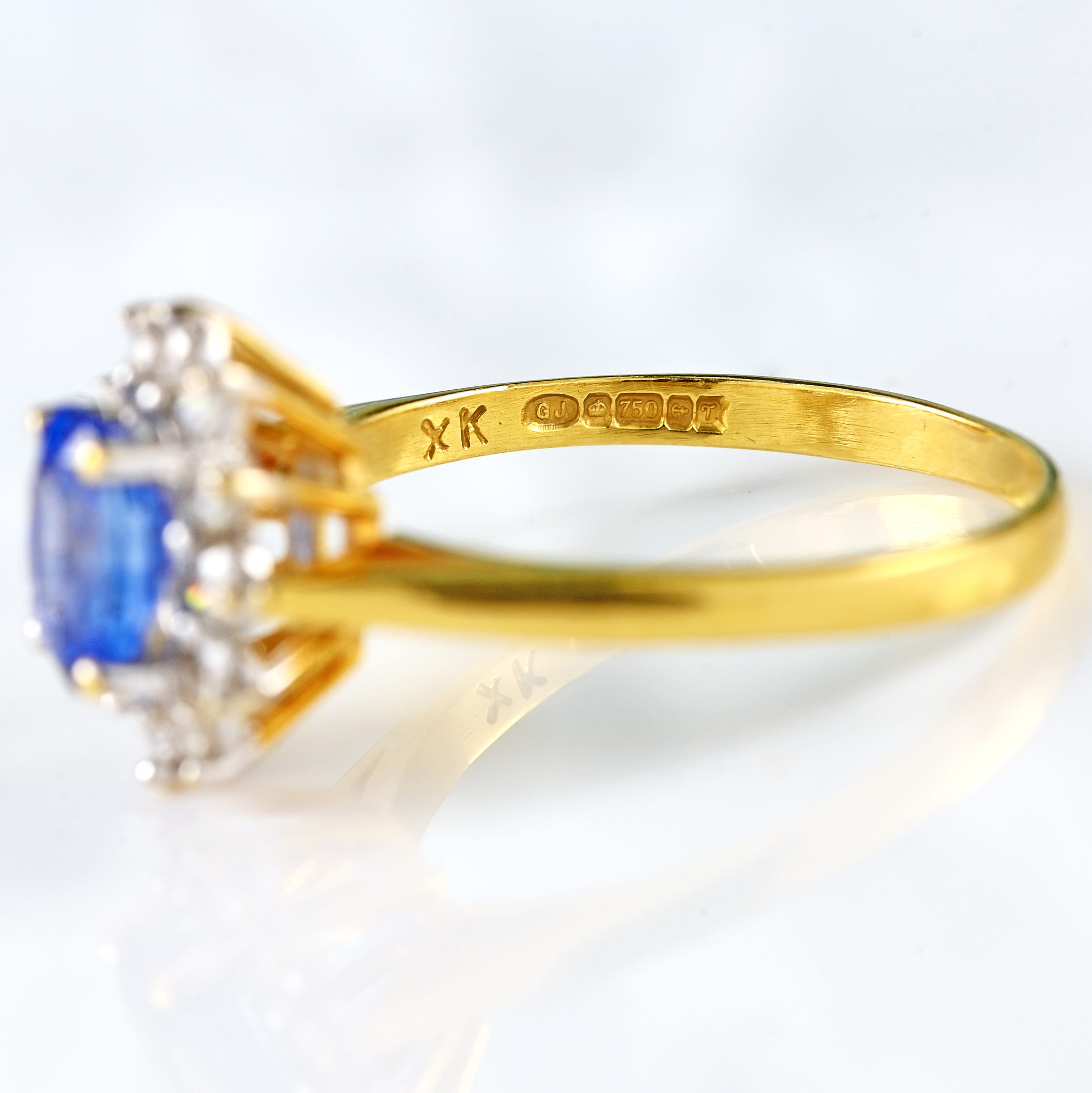 Ellibelle Jewellery Vintage 1993 Ceylon Sapphire & Diamond 18ct Gold Cluster Ring