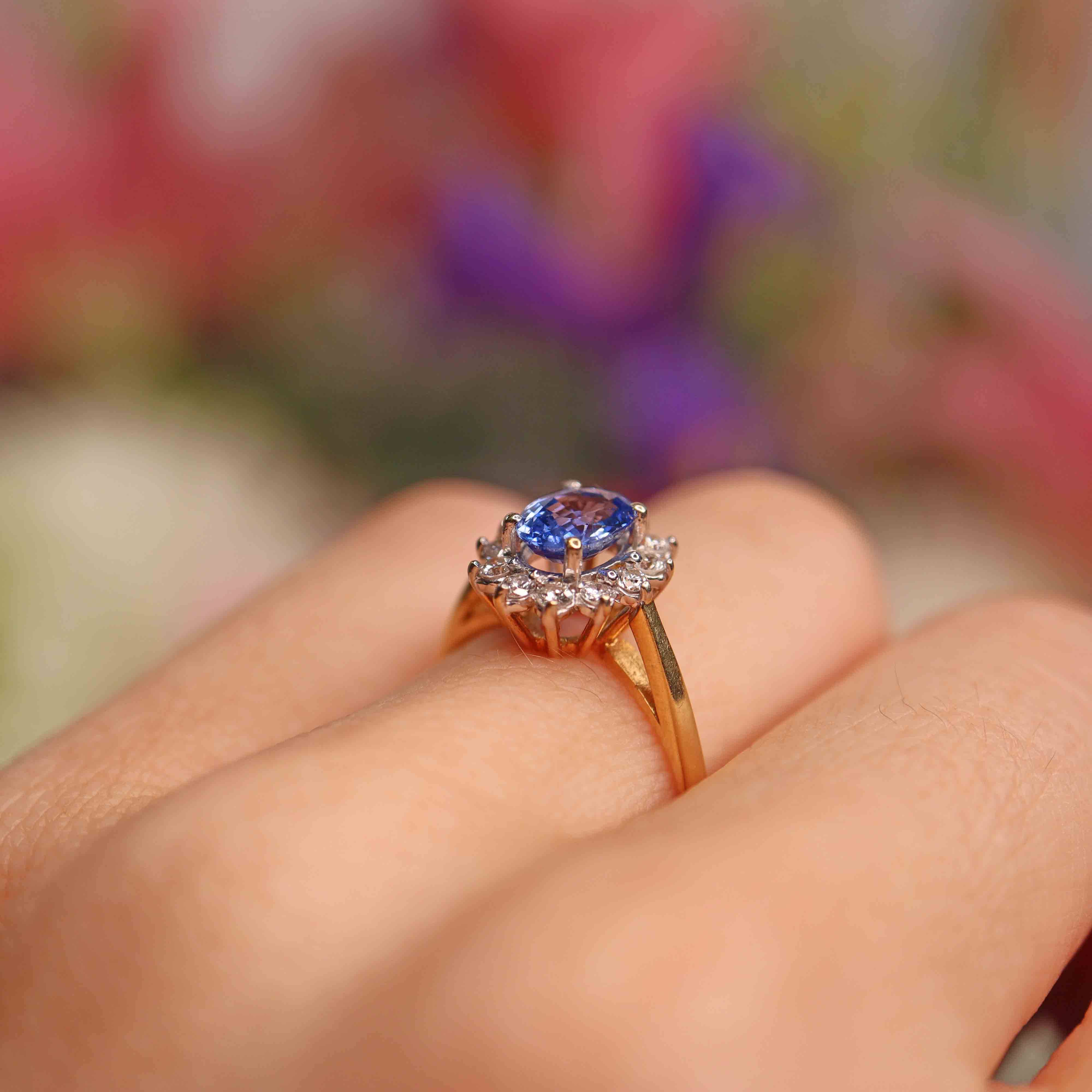 Ellibelle Jewellery Vintage 1993 Ceylon Sapphire & Diamond 18ct Gold Cluster Ring