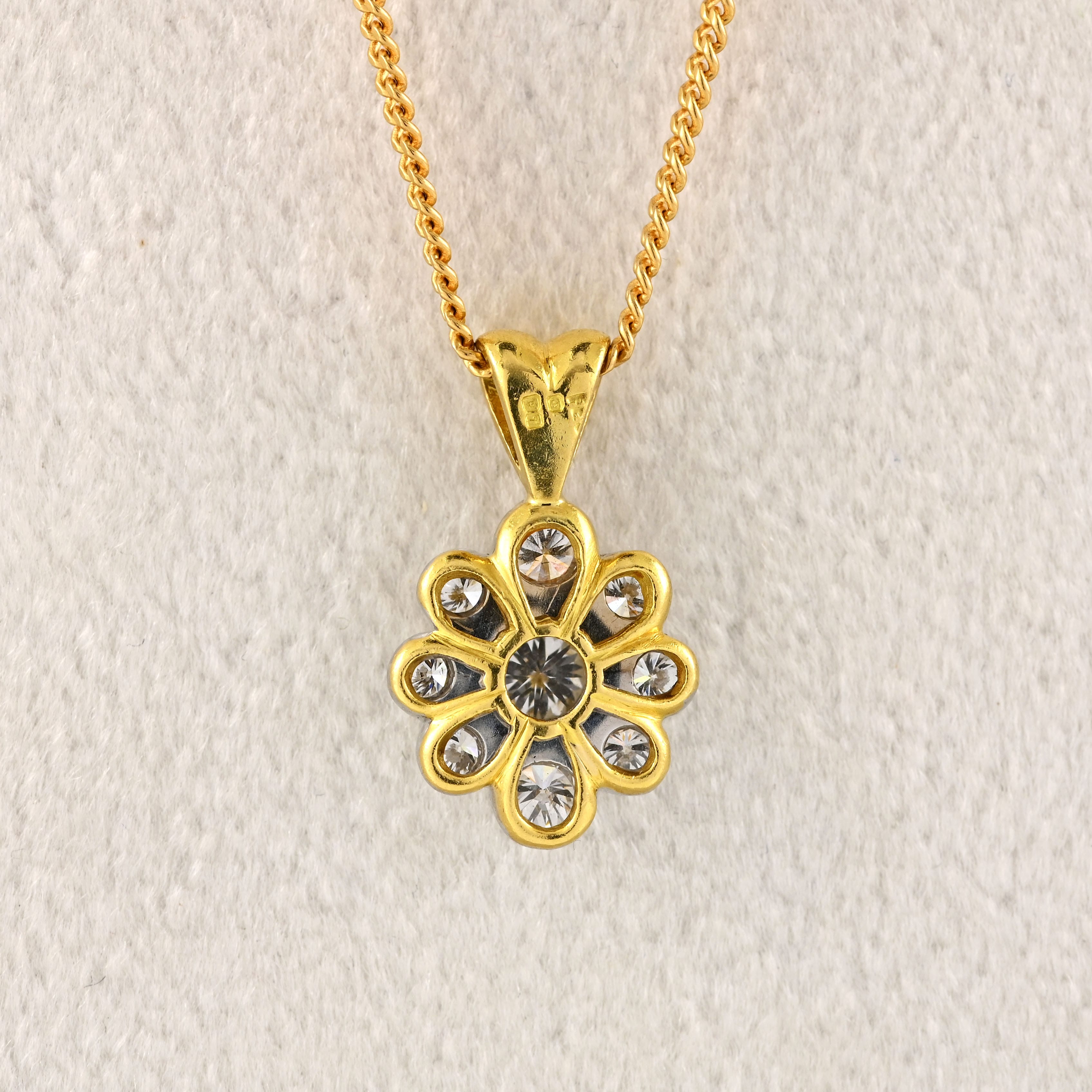 Ellibelle Jewellery Vintage 1993 Diamond 18ct Gold Daisy Cluster Pendant Necklace