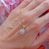 Ellibelle Jewellery Vintage 1993 Diamond 18ct Gold Daisy Cluster Pendant Necklace