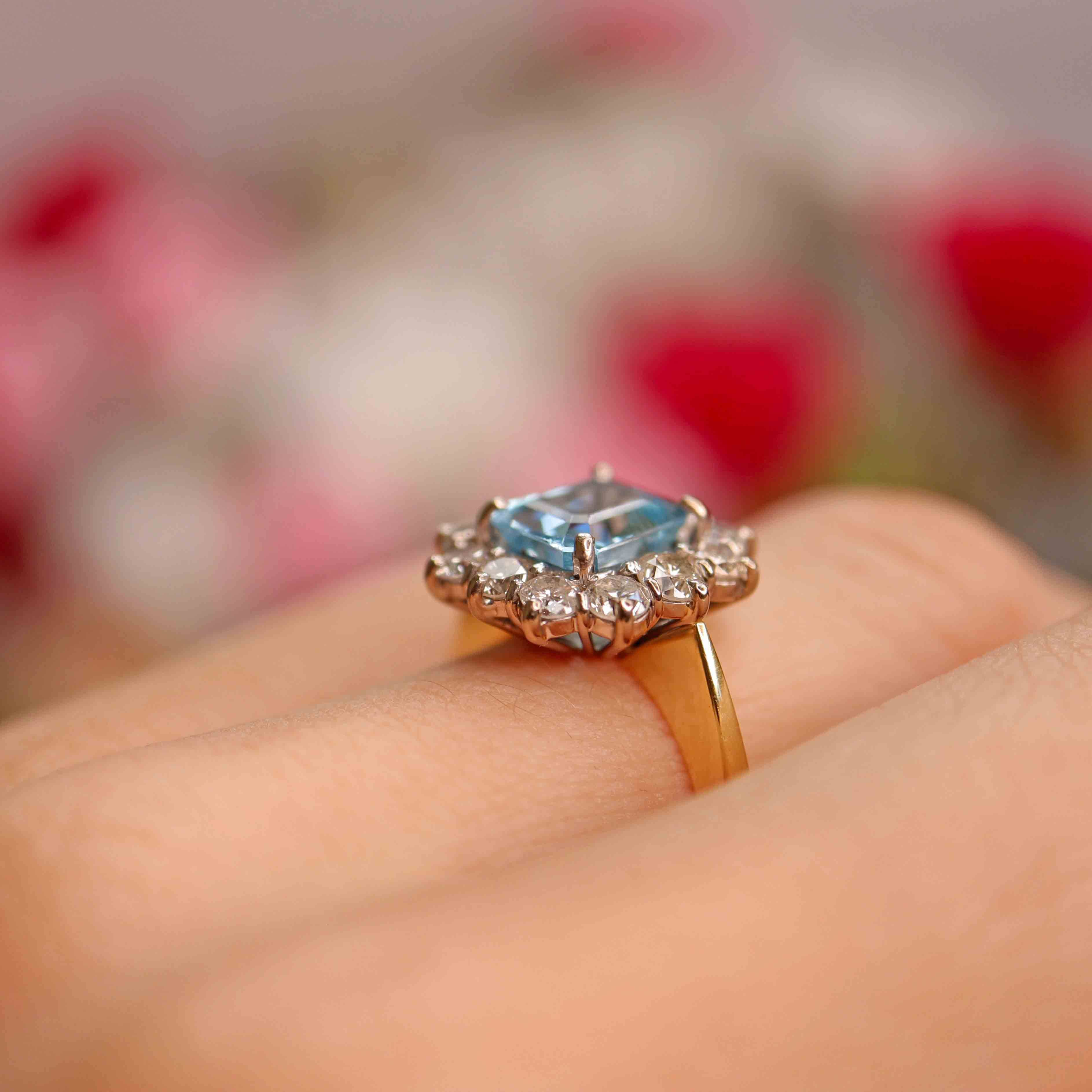 Ellibelle Jewellery Vintage 1993 Emerald-Cut Aquamarine & Diamond 18ct Gold Cluster Ring