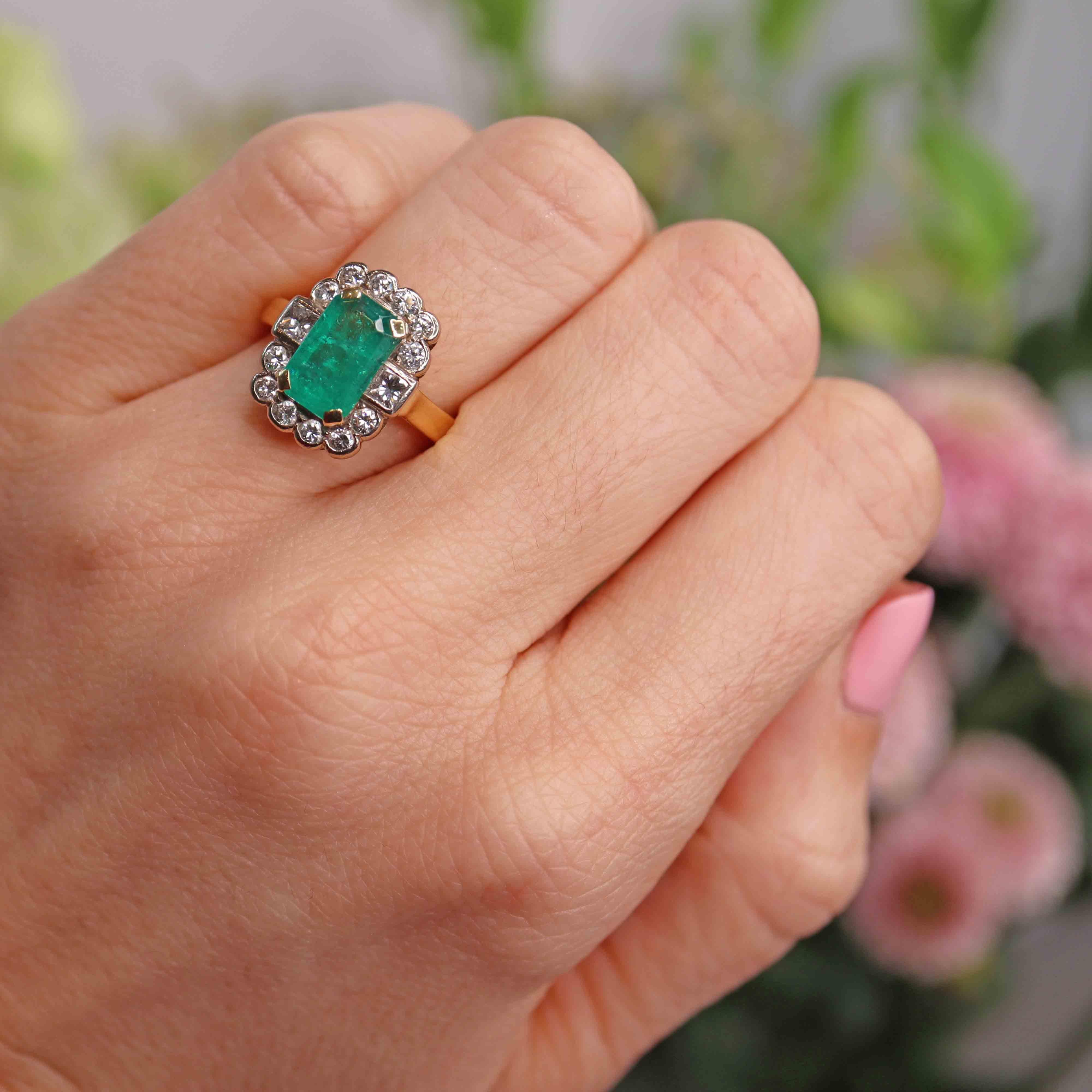 Ellibelle Jewellery Vintage 1993 Emerald & Diamond 18ct Gold Cluster Engagement Ring