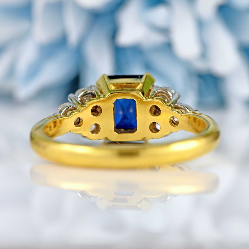 Ellibelle Jewellery Vintage 1993 Sapphire & Diamond 18ct Gold Ring