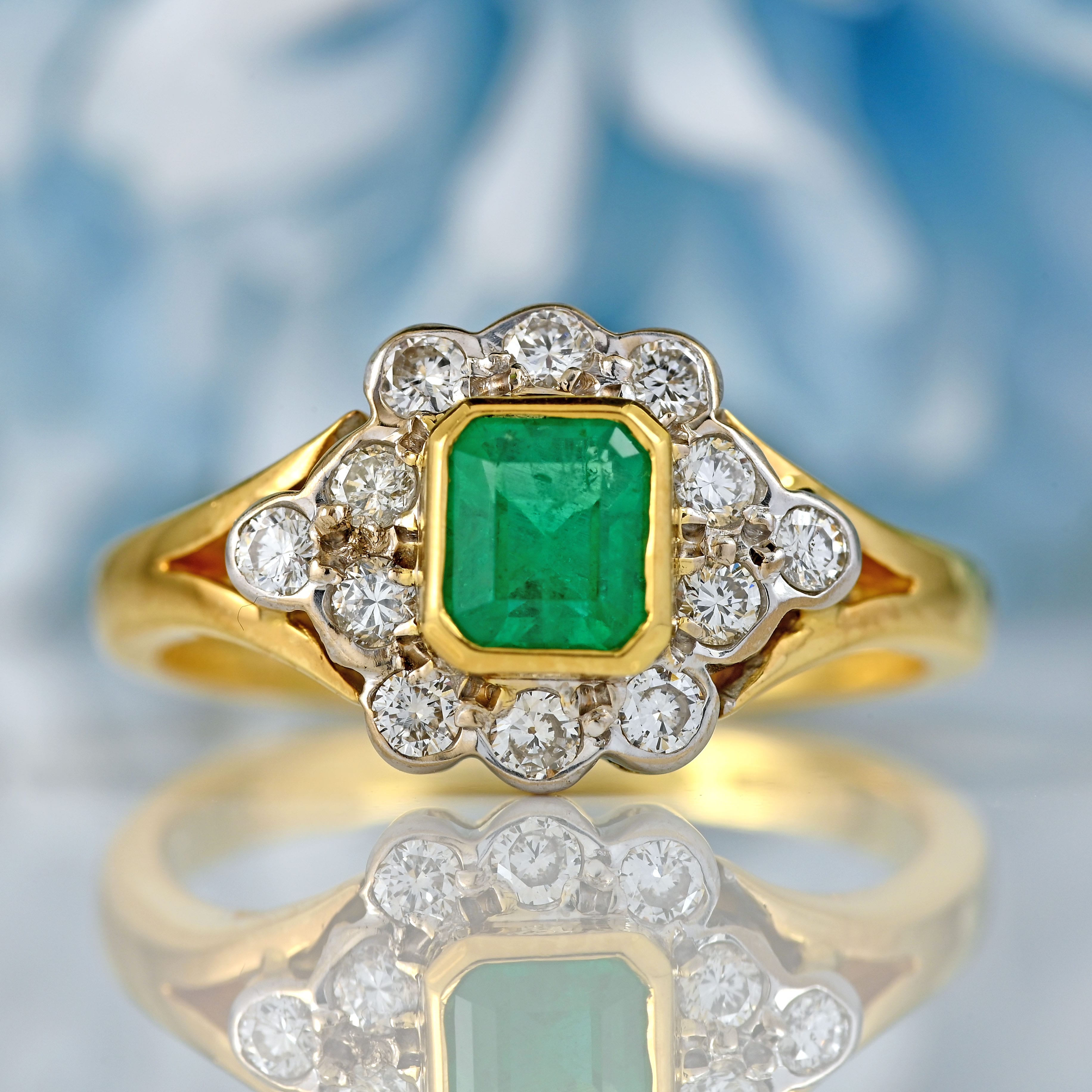 Ellibelle Jewellery Vintage 1994 Emerald & Diamond 18ct Gold Cluster Ring