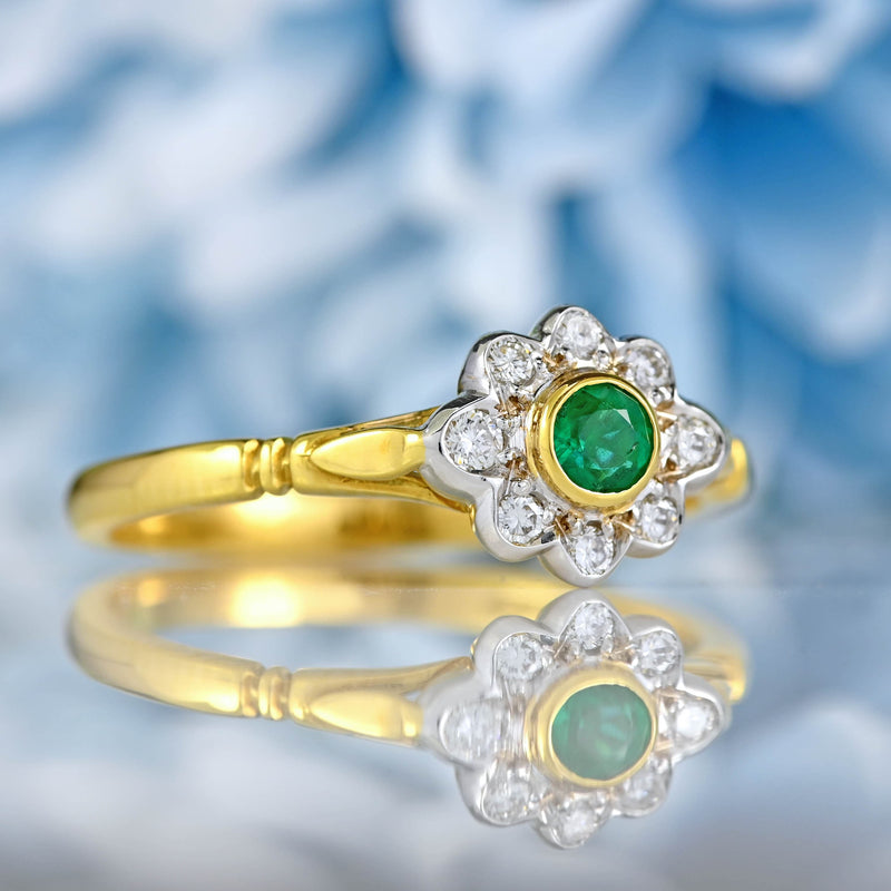 Ellibelle Jewellery Vintage 1994 Emerald & Diamond 18ct Gold Daisy Cluster Ring