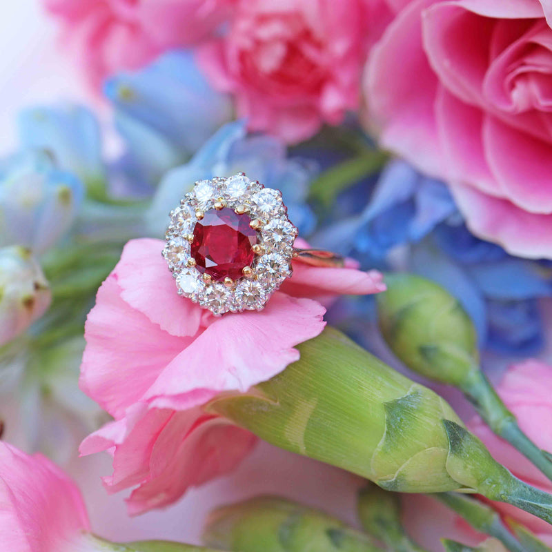 Ellibelle Jewellery Vintage 1994 Ruby & Diamond 18ct Gold Cluster Engagement Ring (1.45cts)