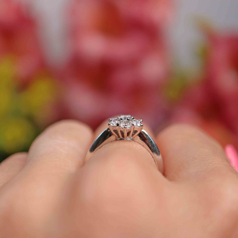 Ellibelle Jewellery Vintage 1995 Diamond 18ct White Gold Daisy Cluster Ring