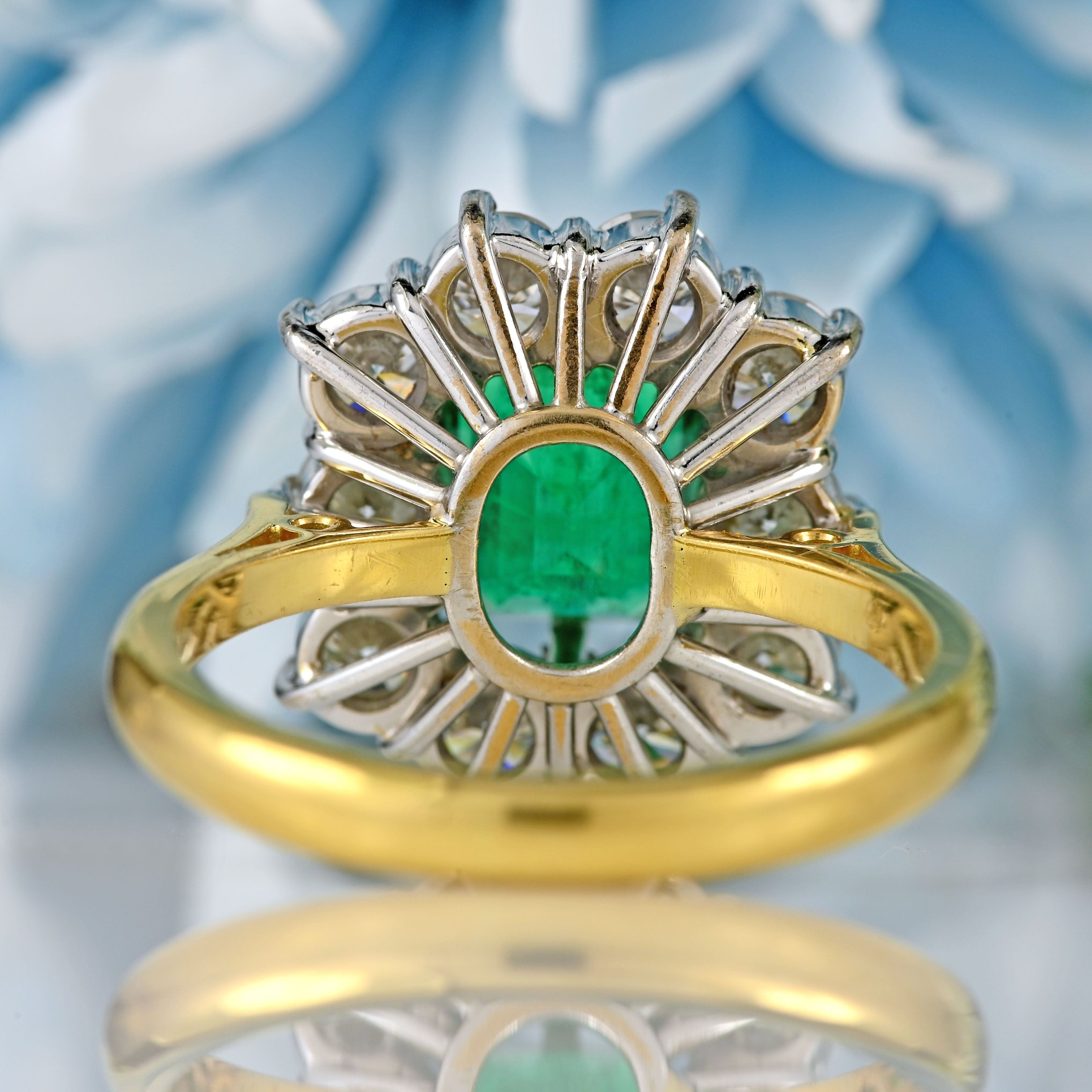 Ellibelle Jewellery Vintage 1995 Emerald & Diamond 18ct Gold Cluster Engagement Ring (1.82cts)