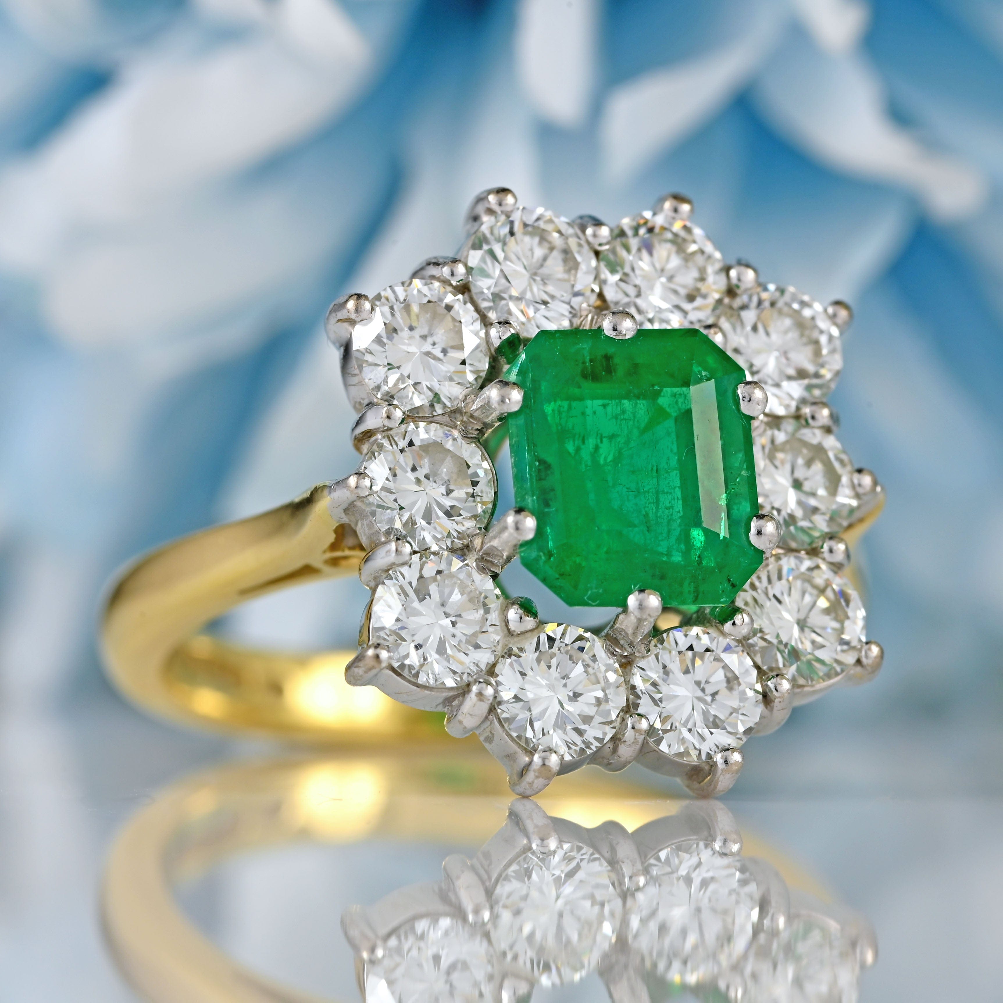 Ellibelle Jewellery Vintage 1995 Emerald & Diamond 18ct Gold Cluster Engagement Ring (1.82cts)