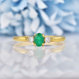 Ellibelle Jewellery Vintage 1995 Natural Emerald & Diamond 18ct Gold Trilogy Ring