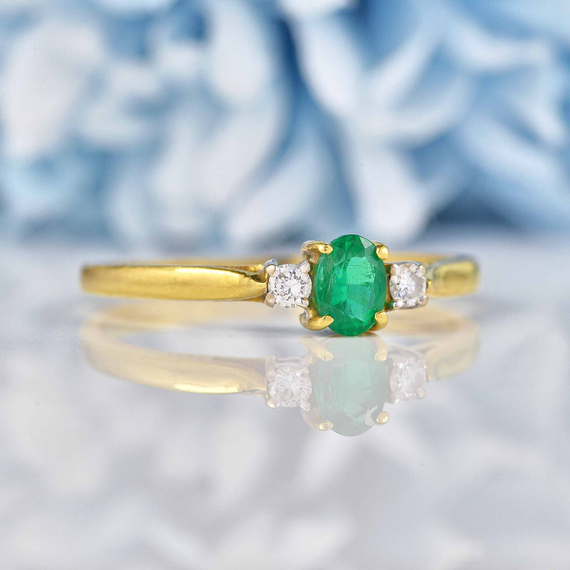 Ellibelle Jewellery Vintage 1995 Natural Emerald & Diamond 18ct Gold Trilogy Ring
