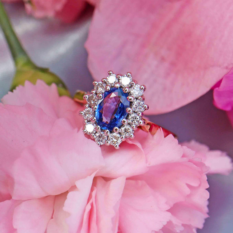 Ellibelle Jewellery Vintage 1995 Sapphire & Diamond 18ct Gold Oval Cluster Ring