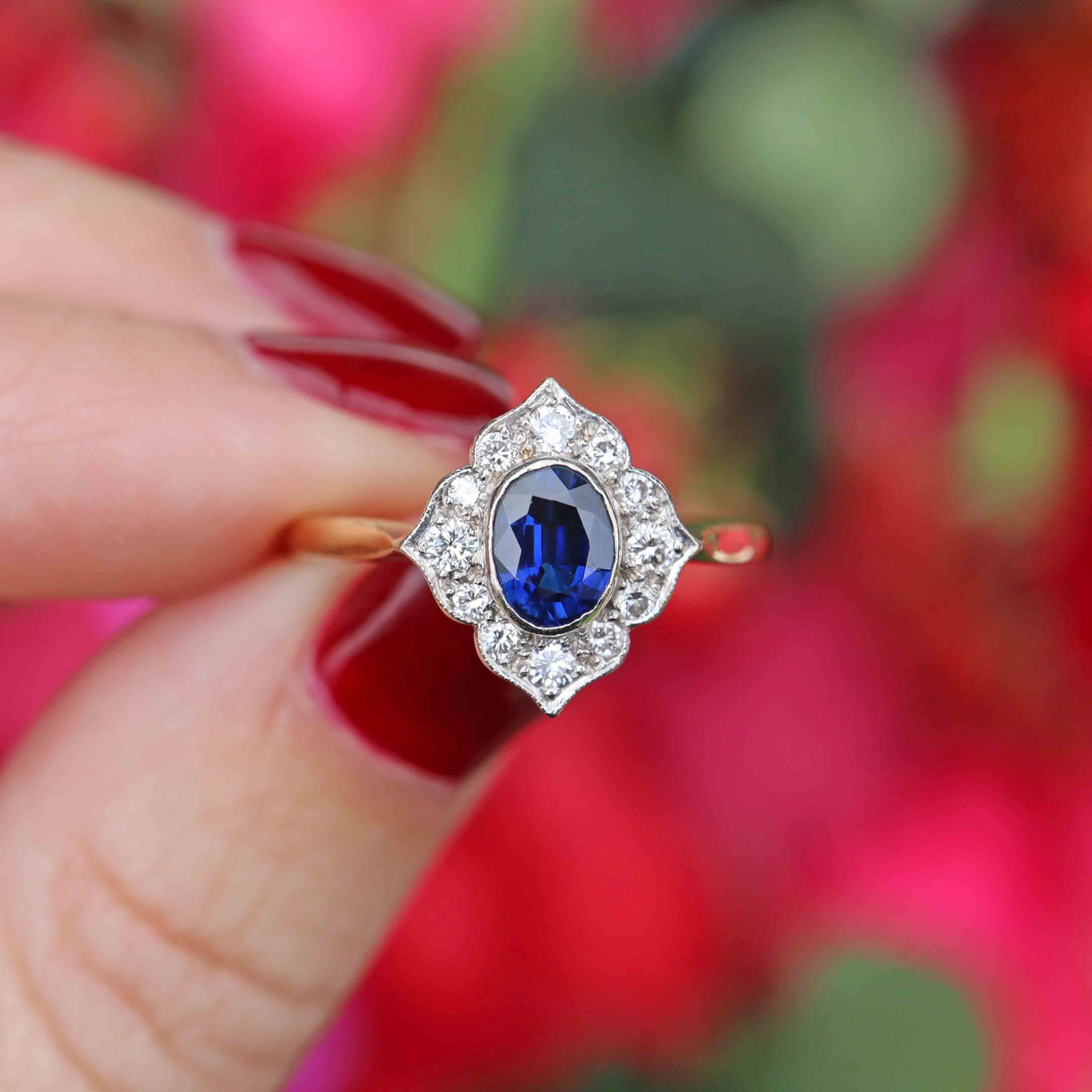 Ellibelle Jewellery Vintage 1996 Sapphire & Diamond 18ct Gold Petal-Shaped Cluster Ring