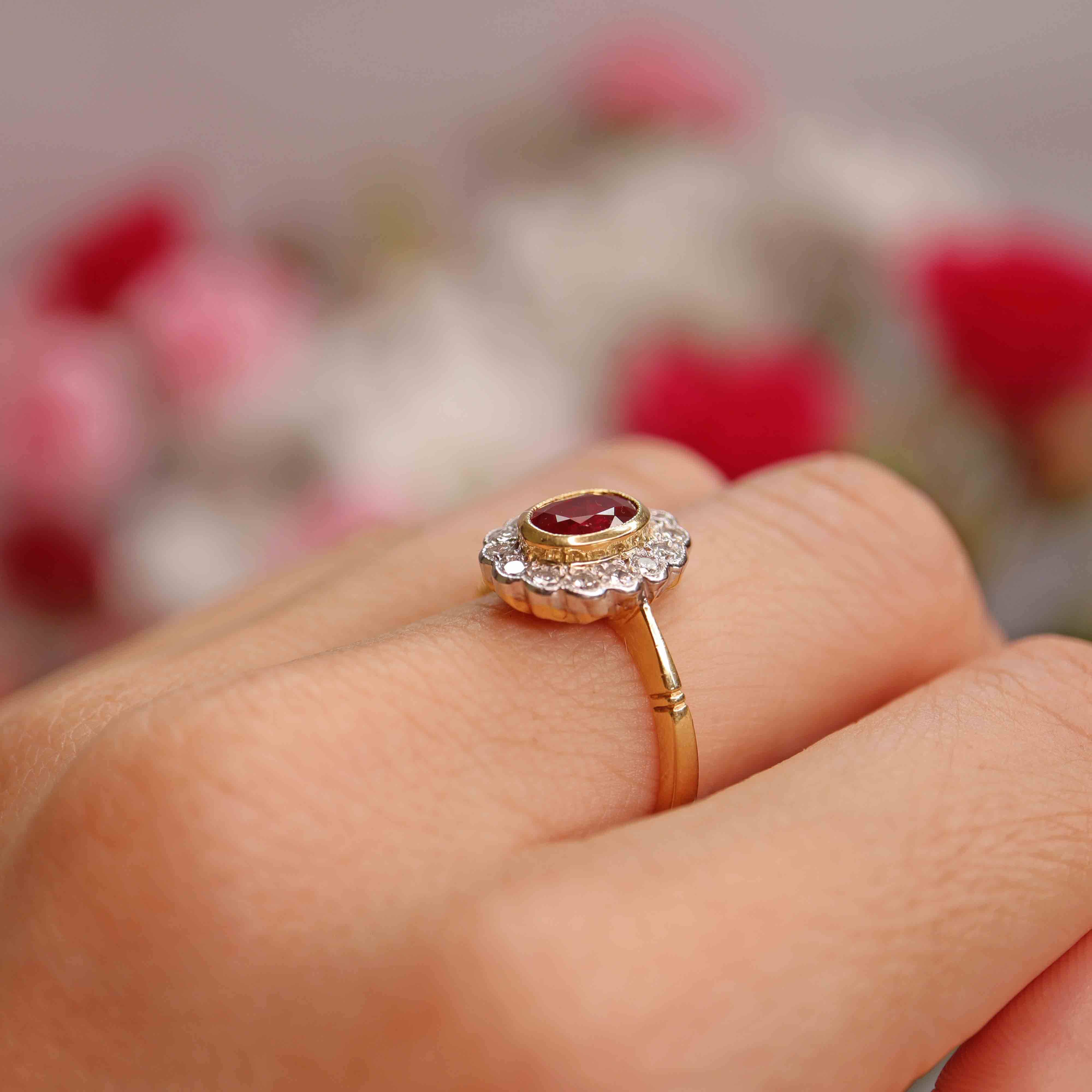 Ellibelle Jewellery Vintage 1997 Ruby & Diamond 14ct Gold Cluster Ring (1.05cts)