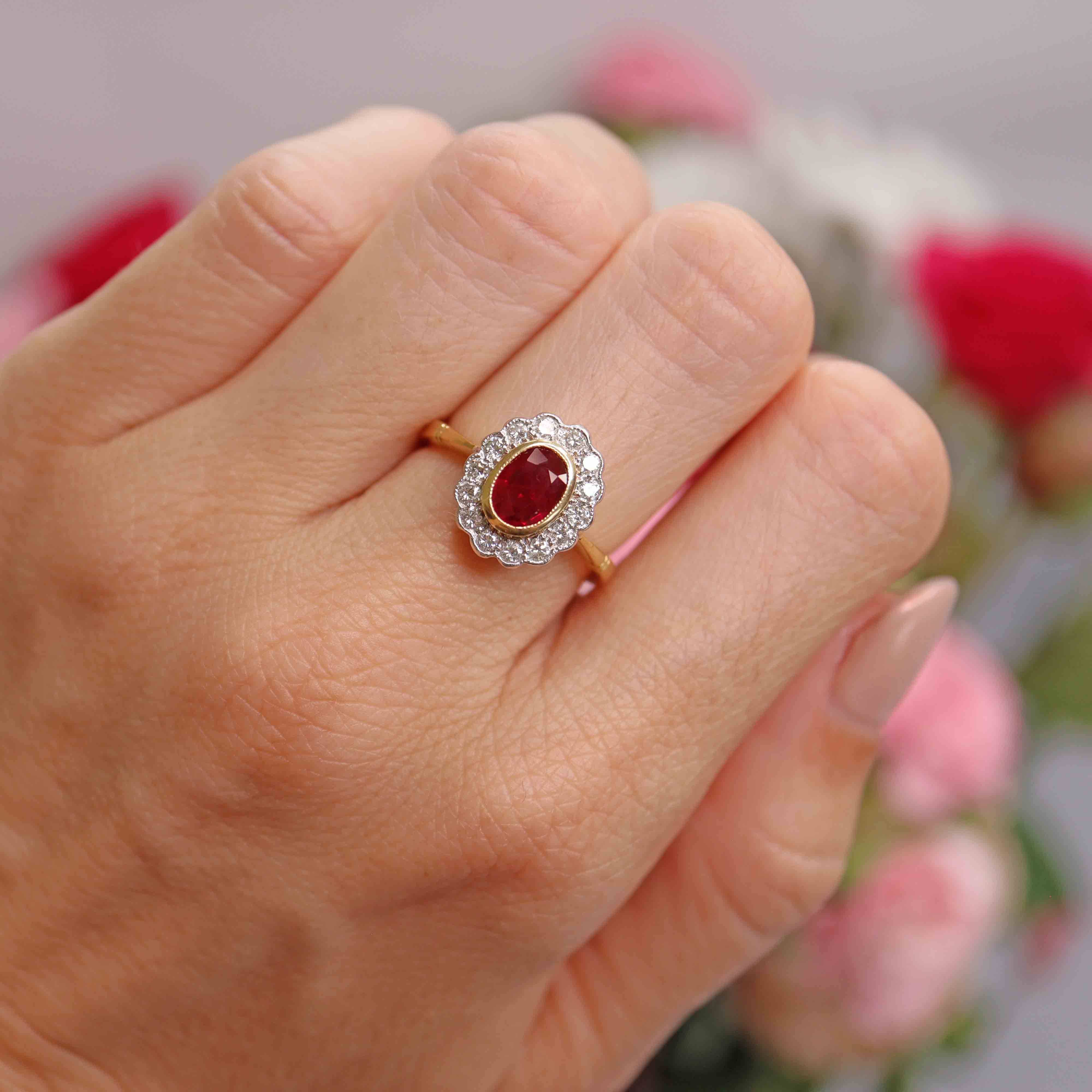 Ellibelle Jewellery Vintage 1997 Ruby & Diamond 14ct Gold Cluster Ring (1.05cts)