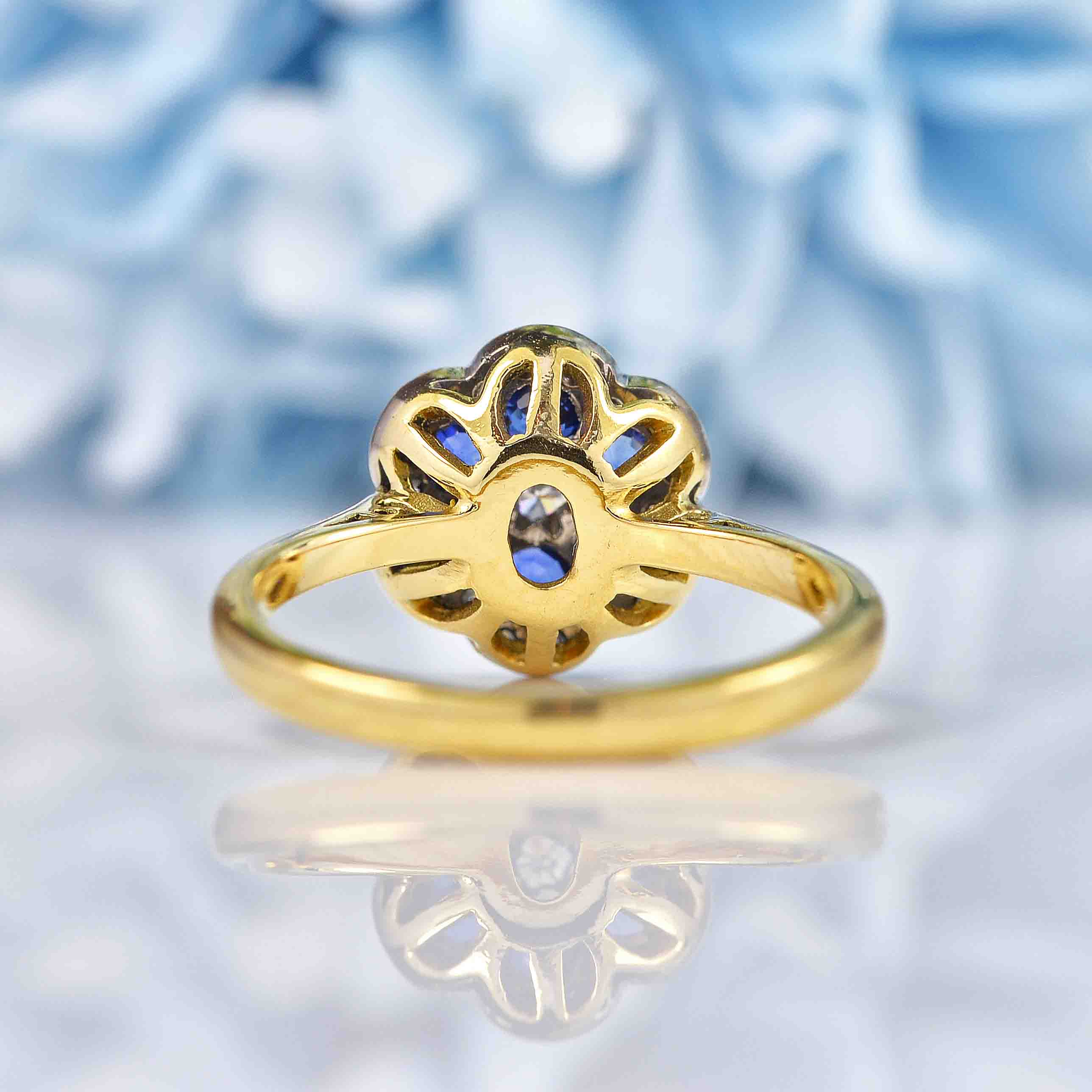 Ellibelle Jewellery Vintage 1997 Sapphire & Diamond Daisy Cluster Ring