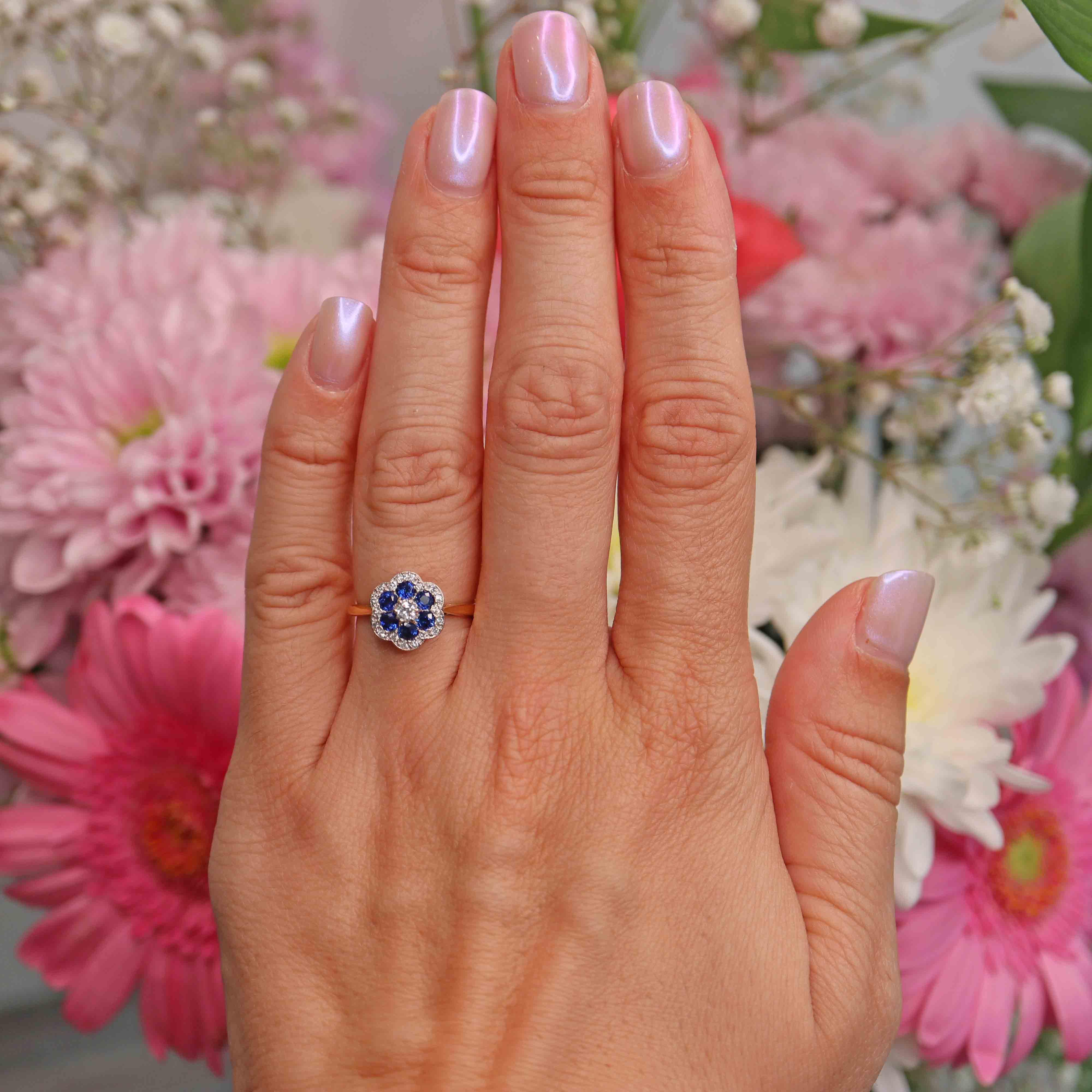 Ellibelle Jewellery Vintage 1997 Sapphire & Diamond Daisy Cluster Ring